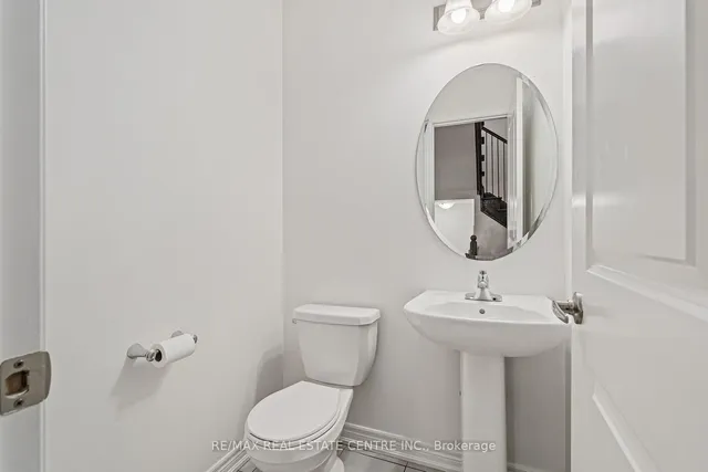Additional image 16 of 12 Heming Tr