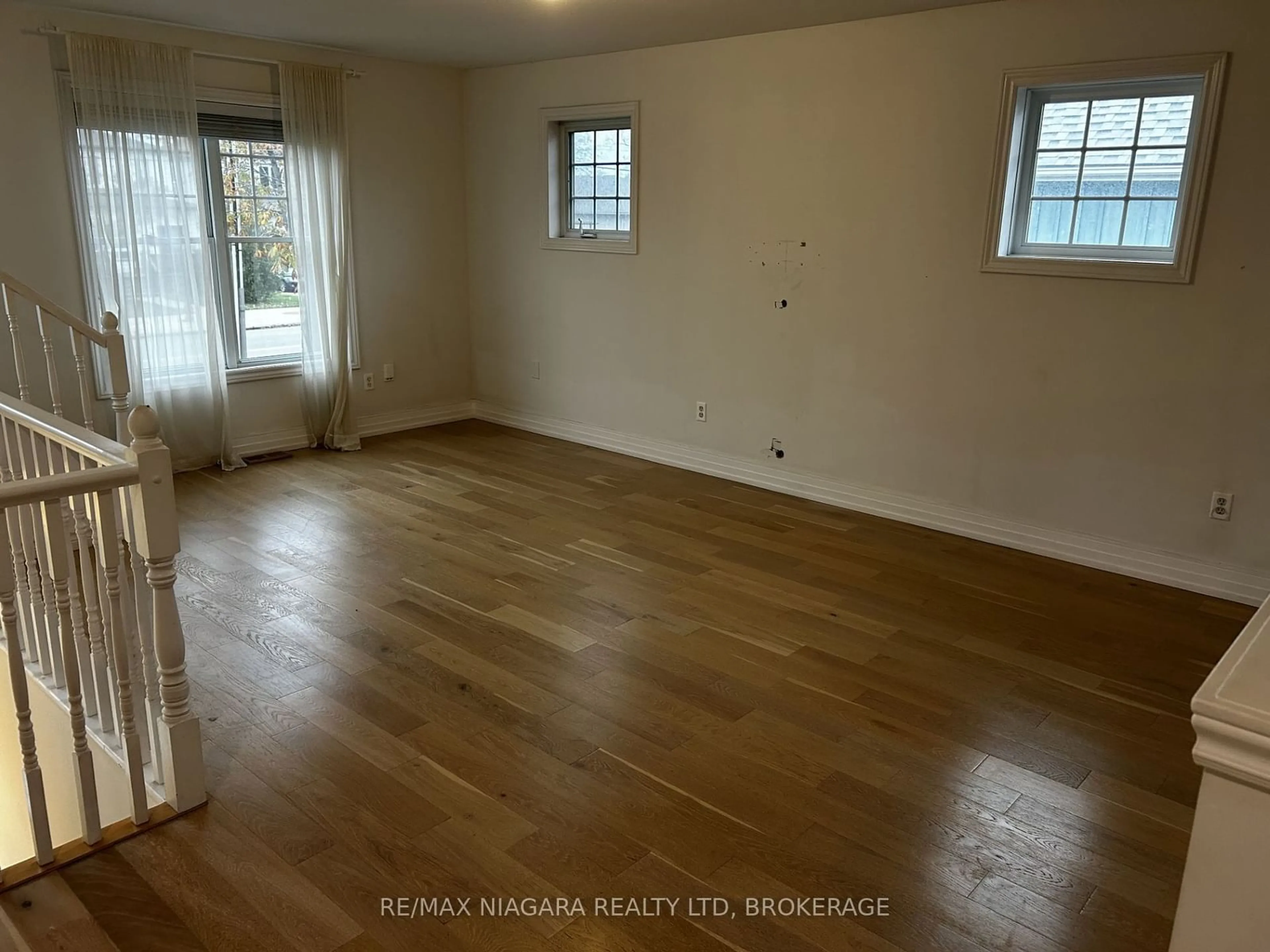 A pic of a room, not visible floor for 1056 BEACH Blvd, Hamilton Ontario L8H 6Z4