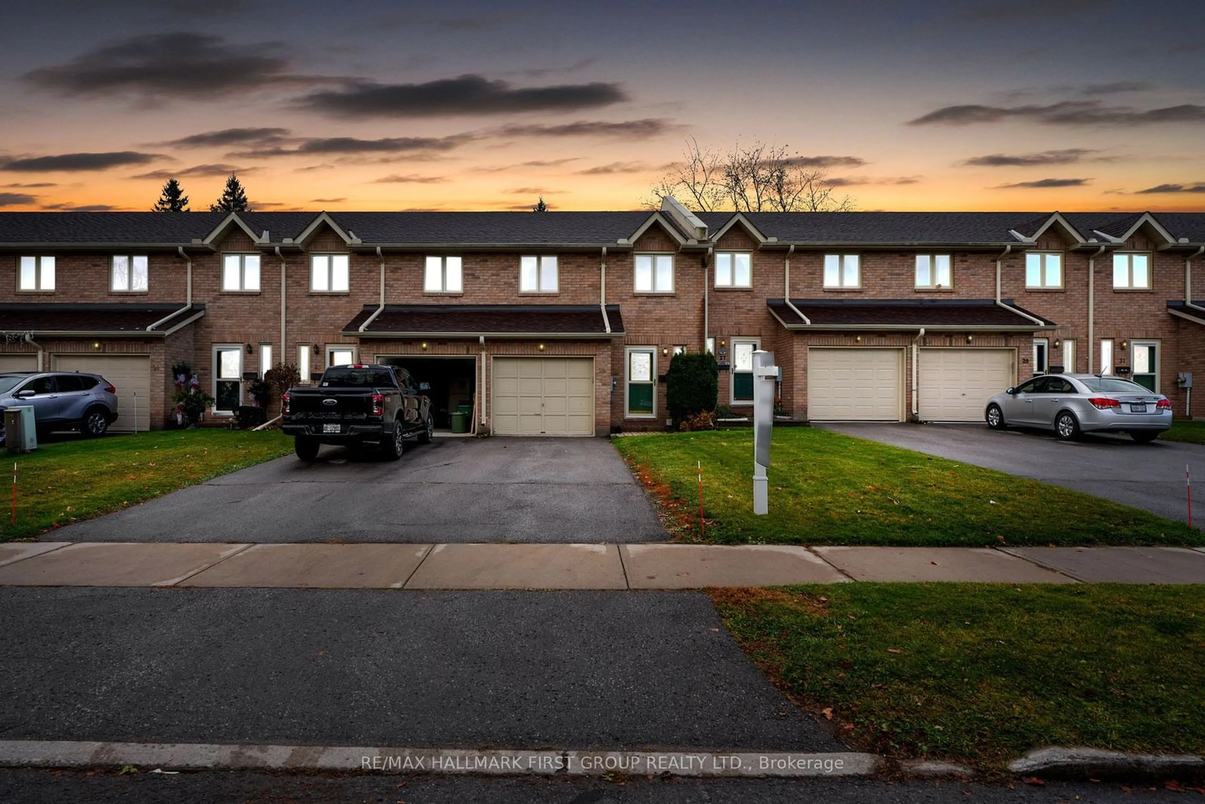 A pic from exterior of the house or condo, the street view for 25 Progress Ave #6, Belleville Ontario K8P 4Z3