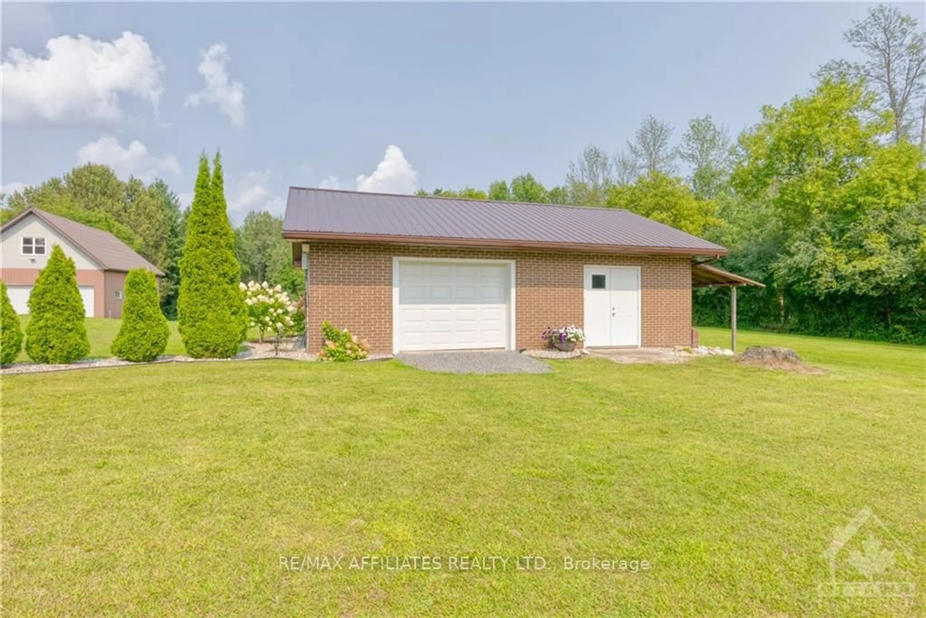 Frontside or backside of a home, cottage for 157 PERTH St, Rideau Lakes Ontario K0G 1E0