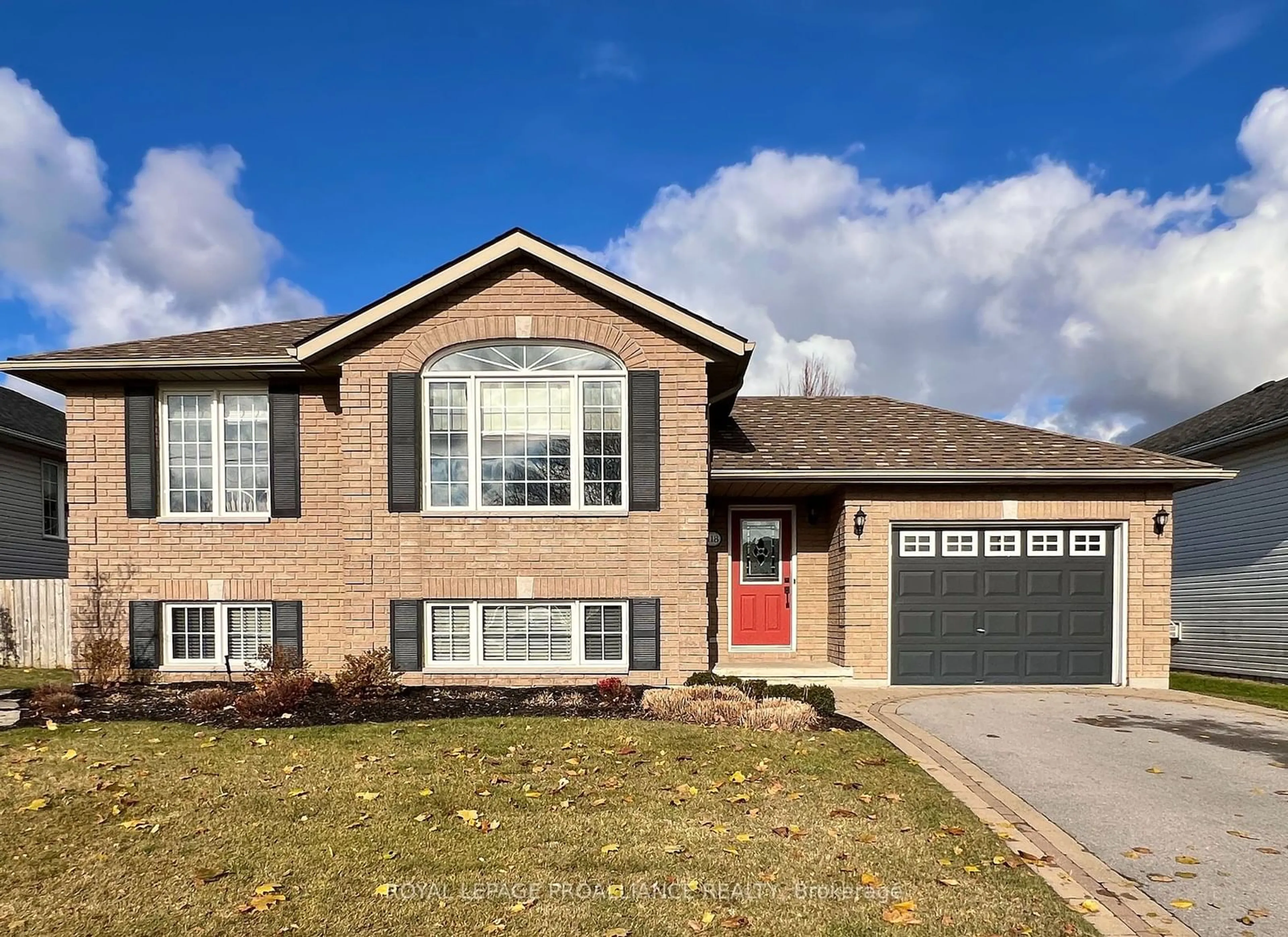 Frontside or backside of a home, the street view for 118 Raglan St, Brighton Ontario K0K 1H0