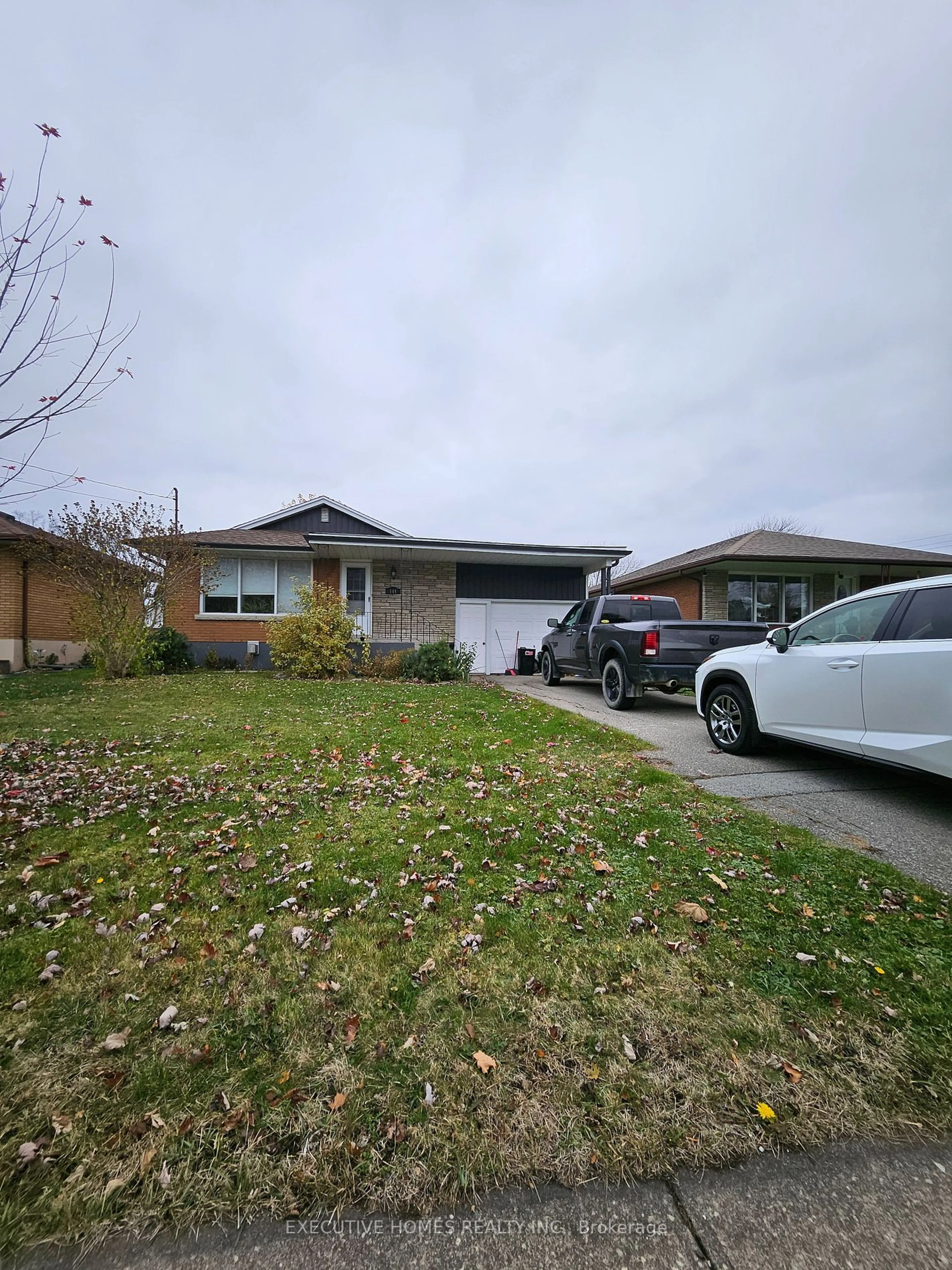 Frontside or backside of a home, the street view for 144 Elm St, Port Colborne Ontario L3K 4N4