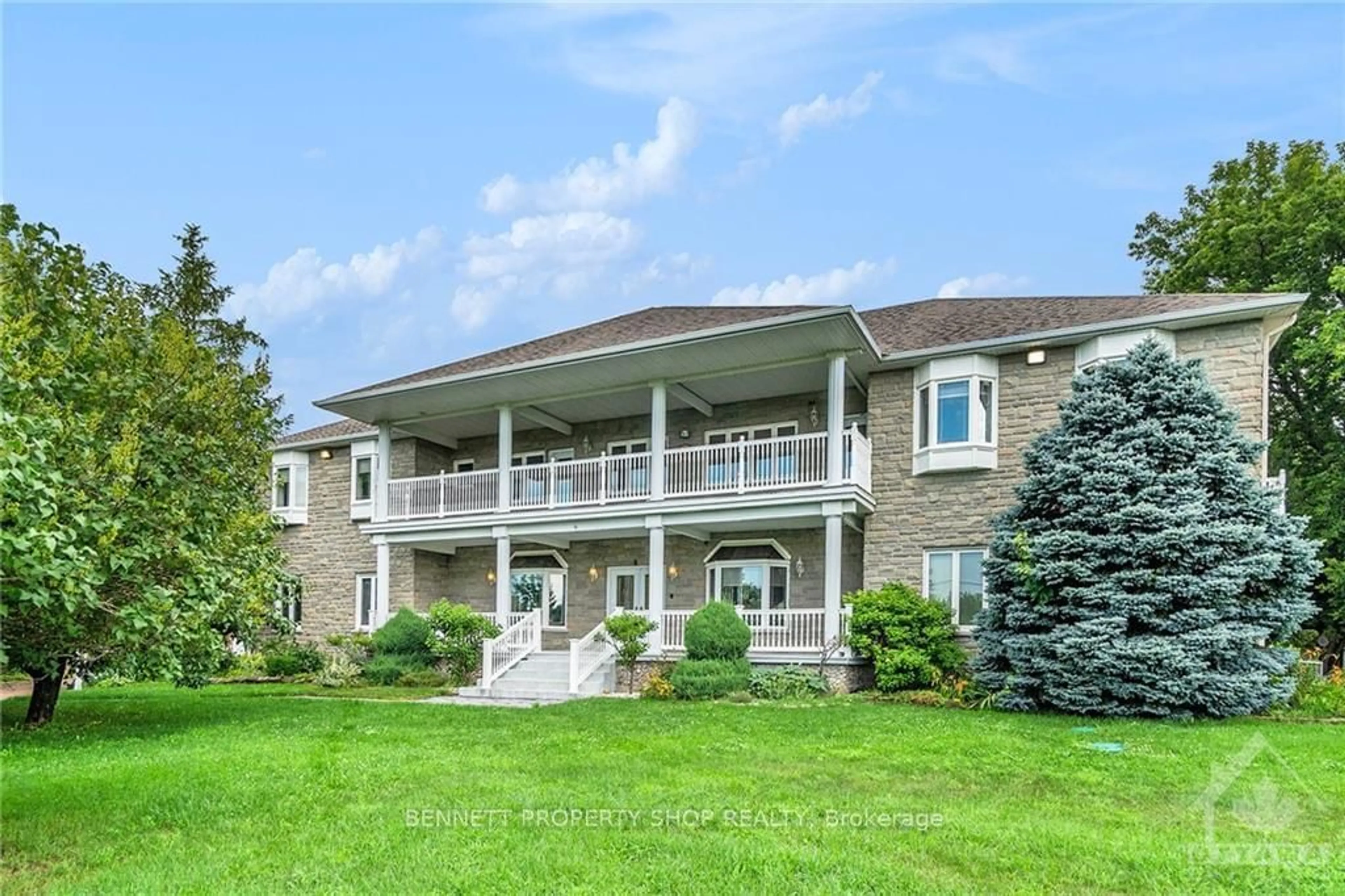 A pic from exterior of the house or condo, the front or back of building for 1571 SEQUOIA Dr, Orleans - Cumberland and Area Ontario K4C 1C2