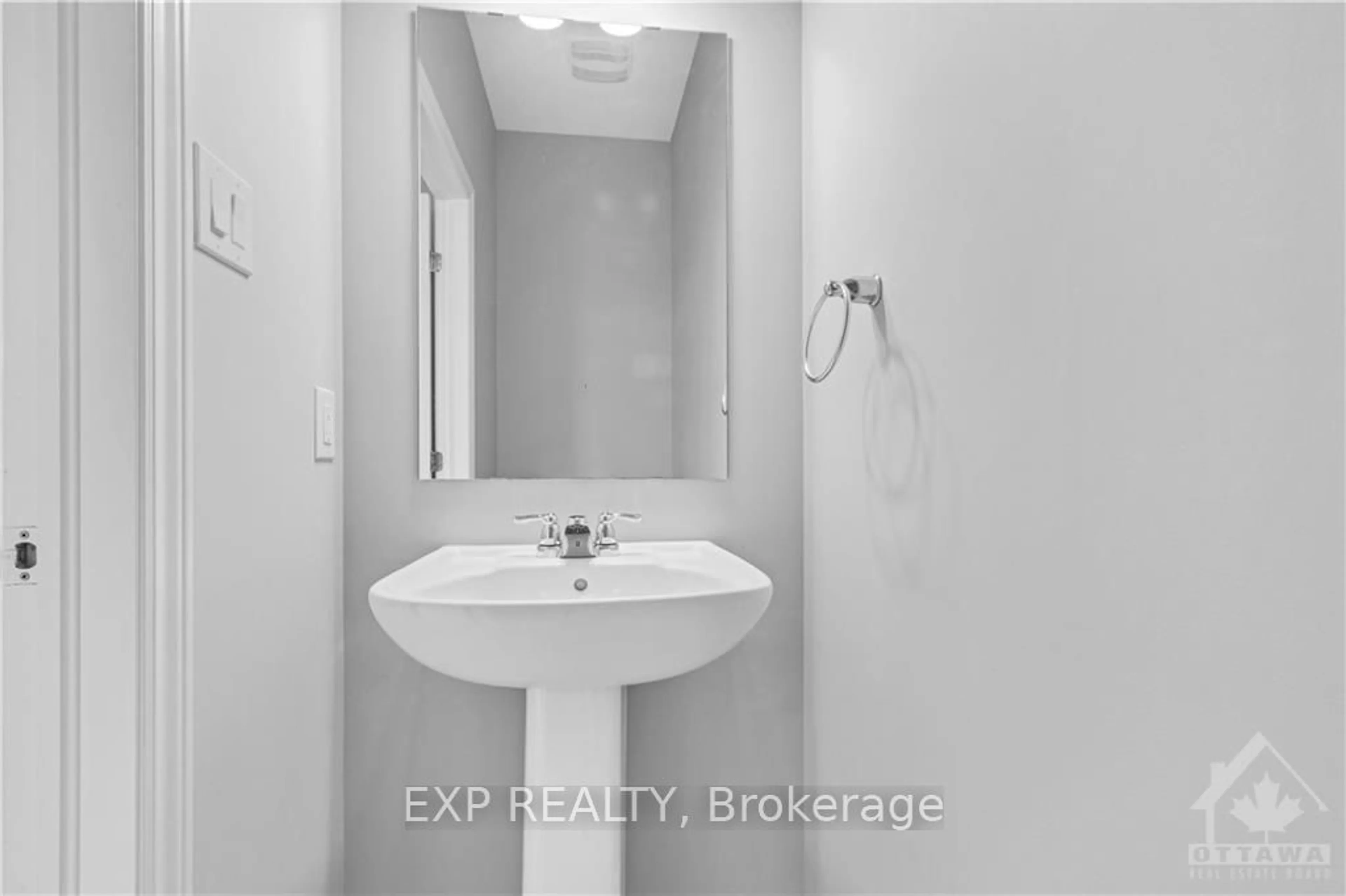 Bathroom, unknown floor for 522 FLAGSTAFF Dr, Barrhaven Ontario K2J 6W1