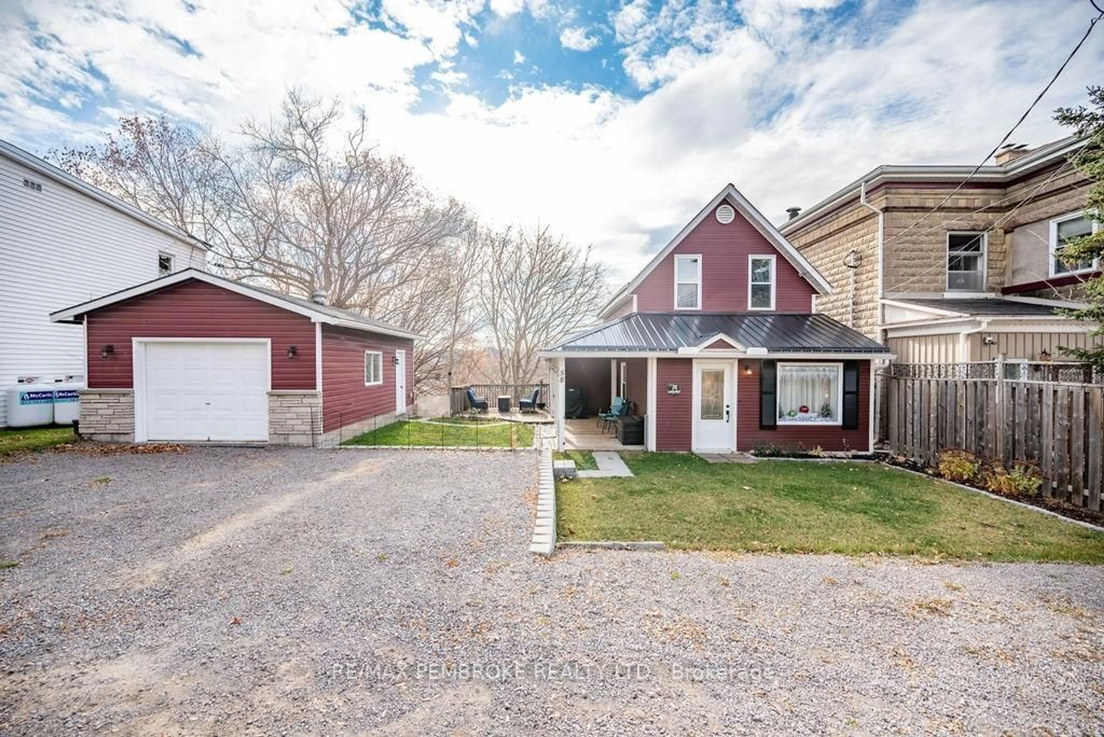 Frontside or backside of a home, cottage for 58 KNOX Terr, Bonnechere Valley Ontario K0J 1T0