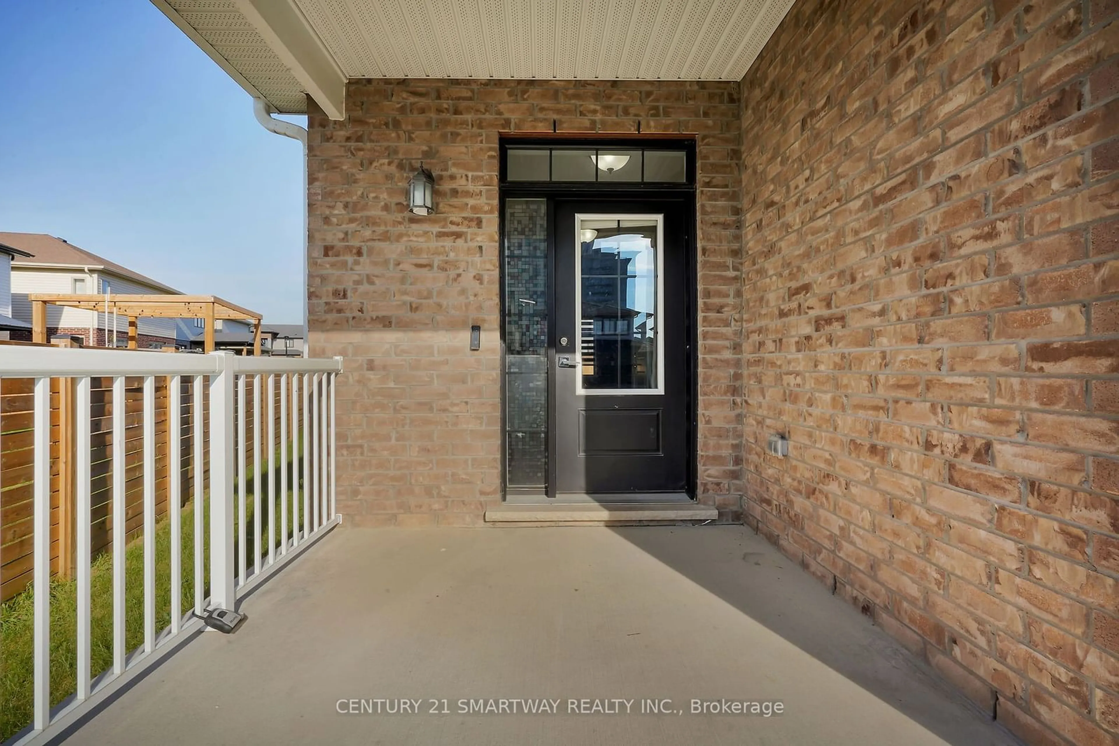 Indoor entryway, cement floor for 1592 Henrica Ave, London Ontario N6G 0S8