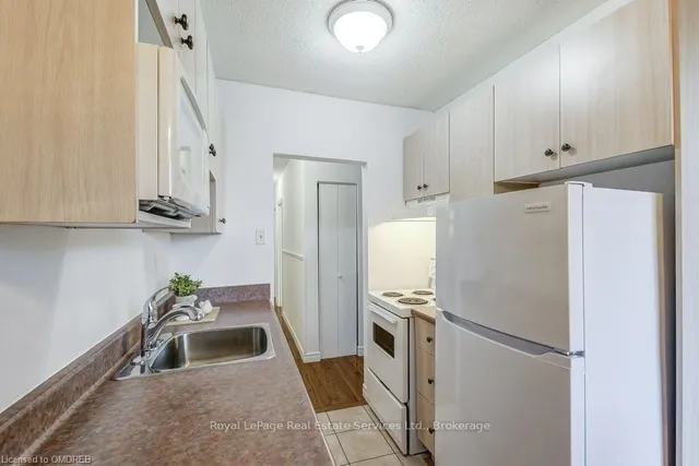 Additional property image - 81 CHARLTON Ave Unit 201