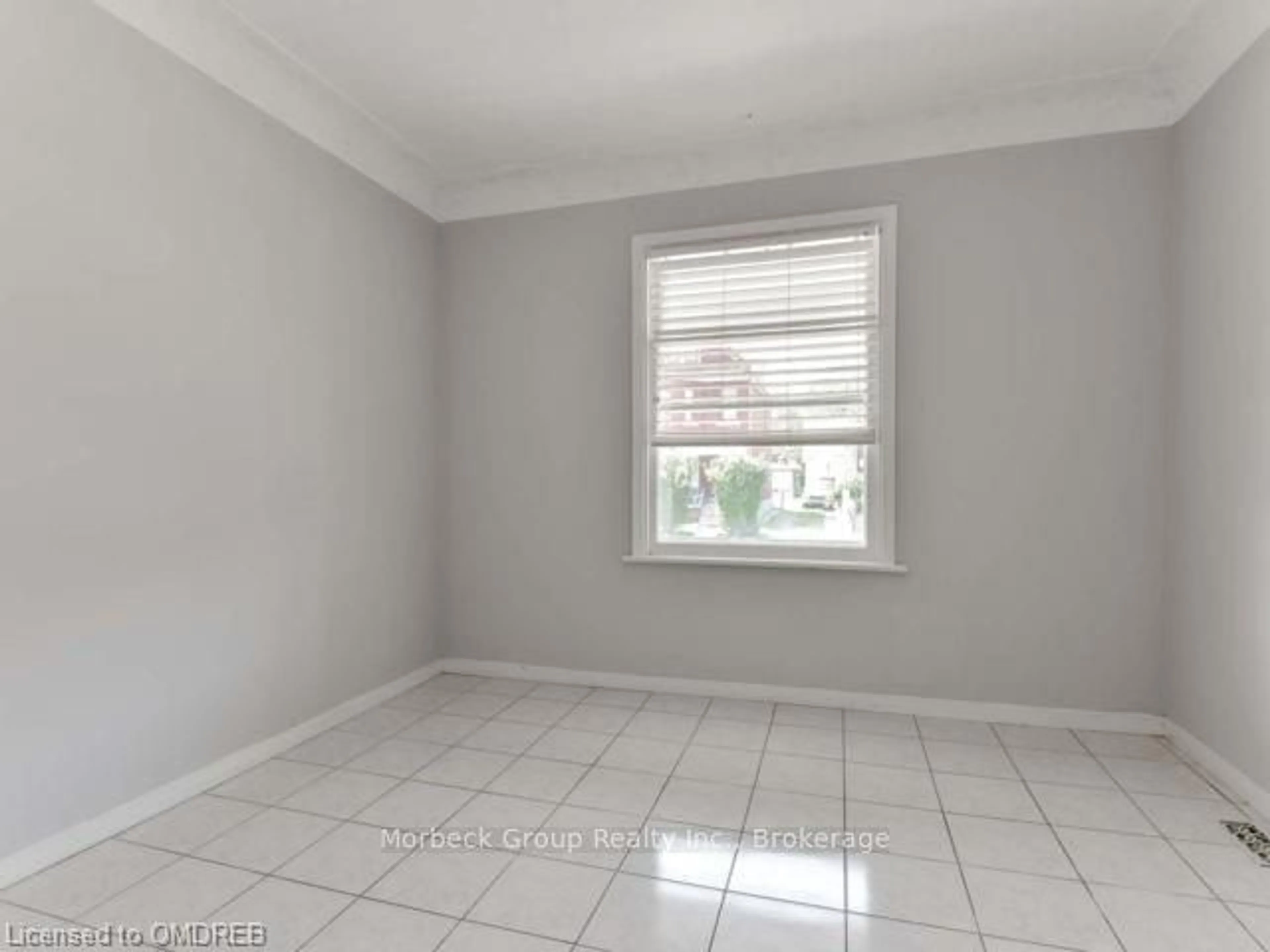 A pic of a room, unknown floor for 186 SHERMAN Ave, Hamilton Ontario L8L 6M9