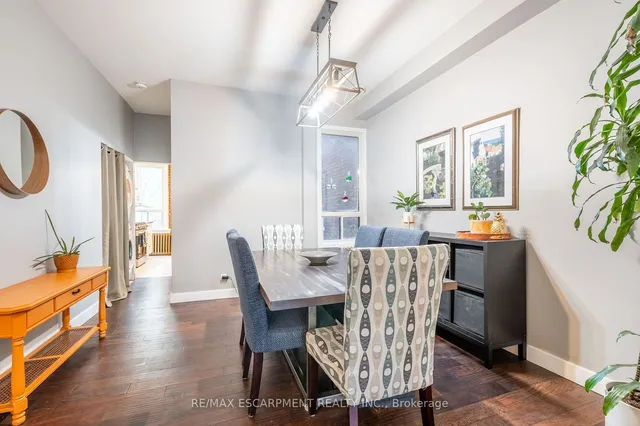 Additional property image - 166 Catharine St