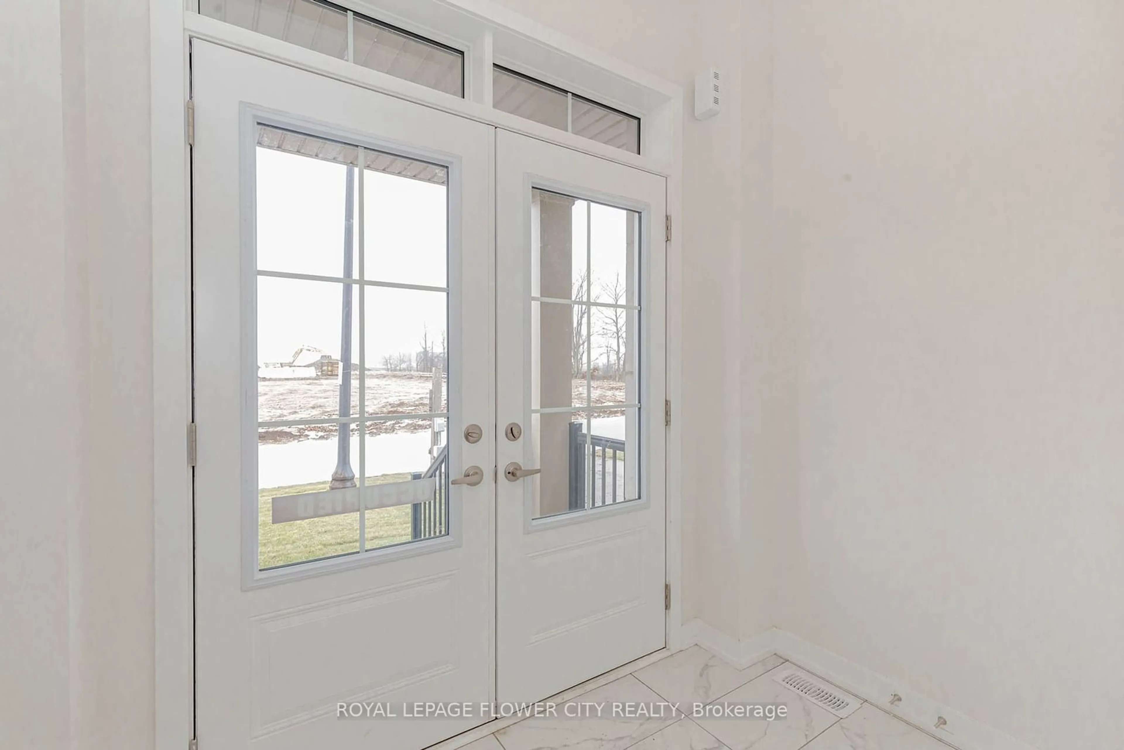 Indoor entryway, not visible floor for 129 Henshaw Dr, Erin Ontario N0B 1T0