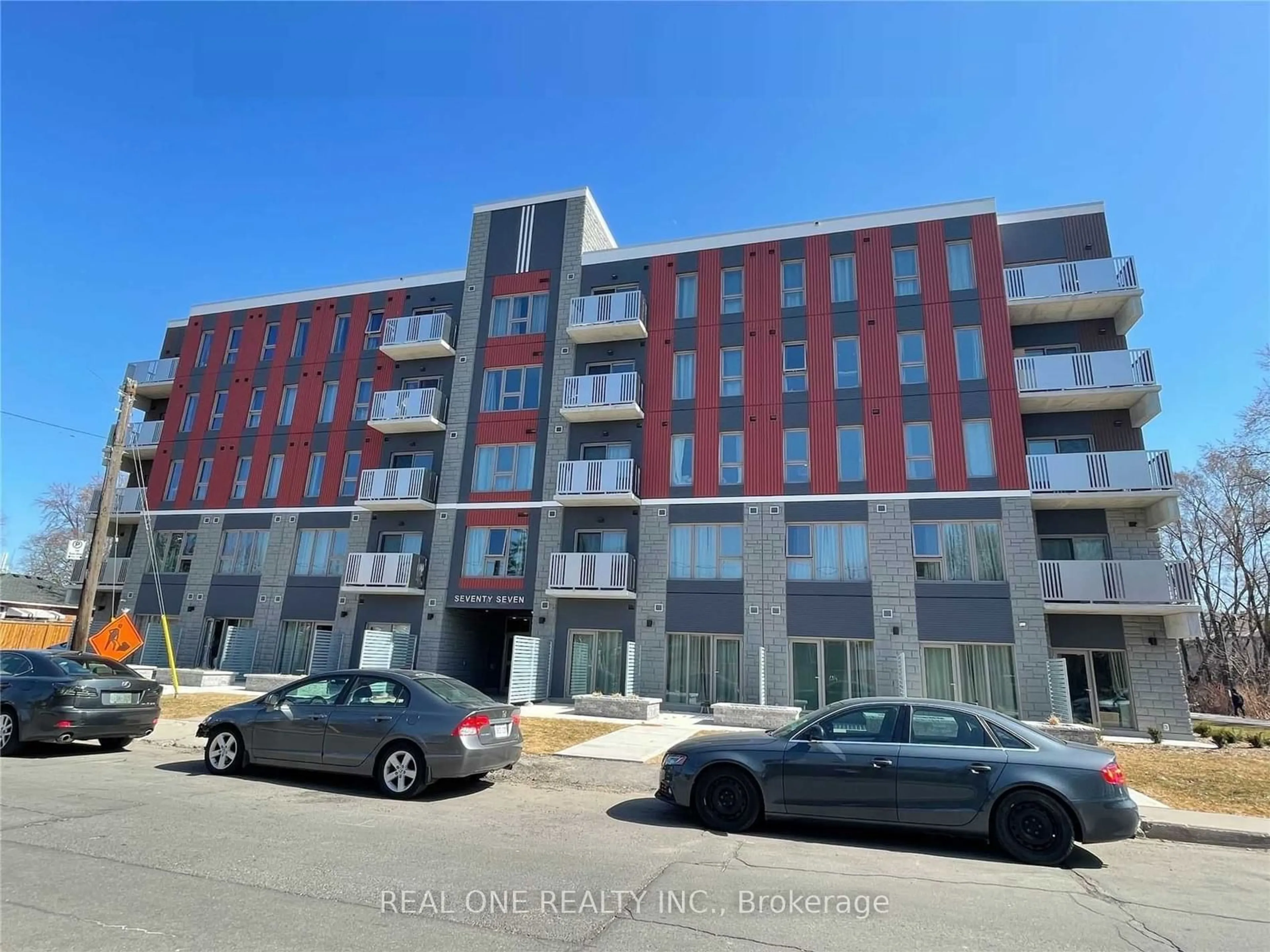 A pic from exterior of the house or condo, the front or back of building for 77 Leland St #122, Hamilton Ontario L8S 3A1