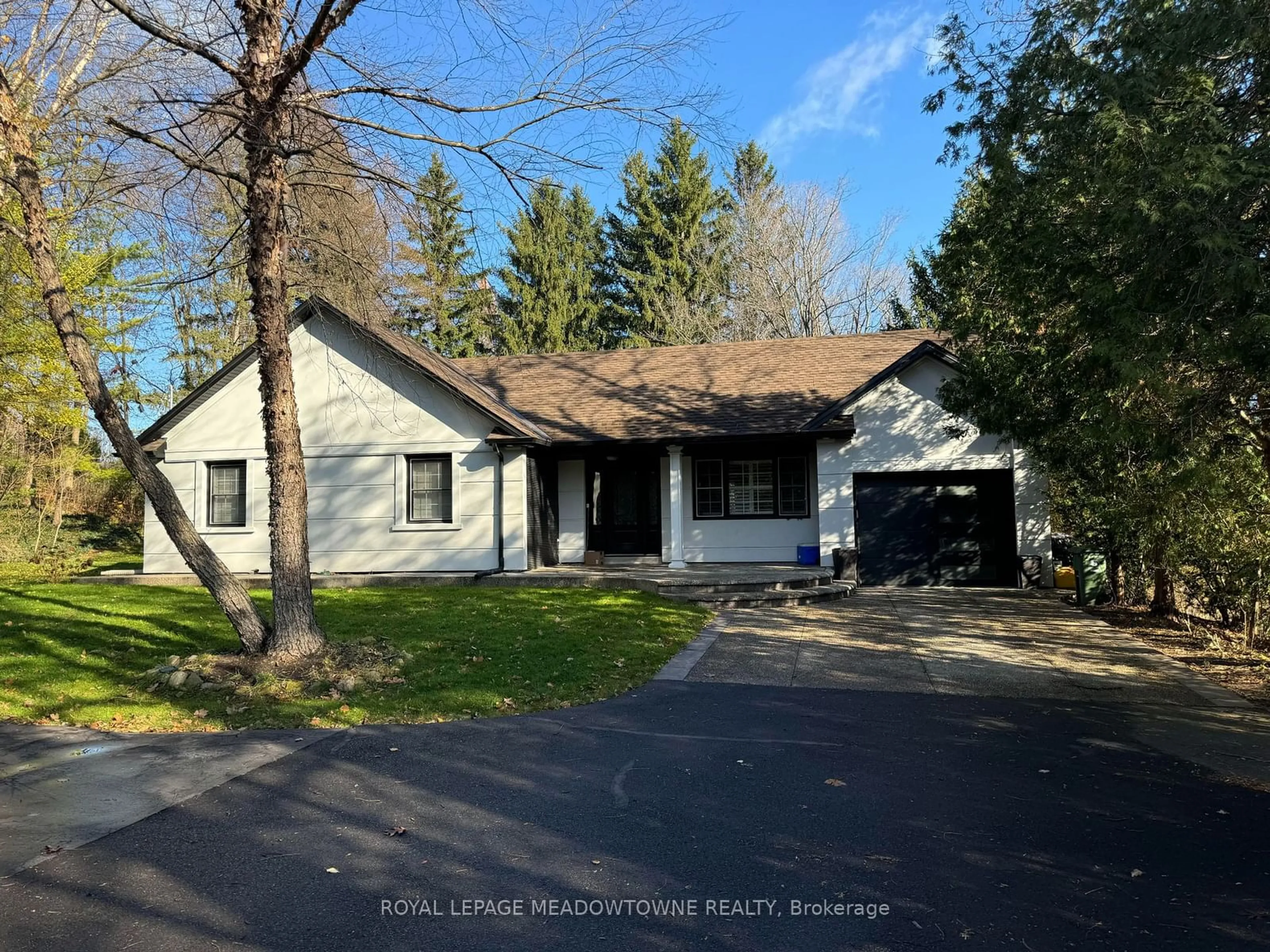 Frontside or backside of a home, cottage for 1434 Progreston Rd, Hamilton Ontario L0R 1H3