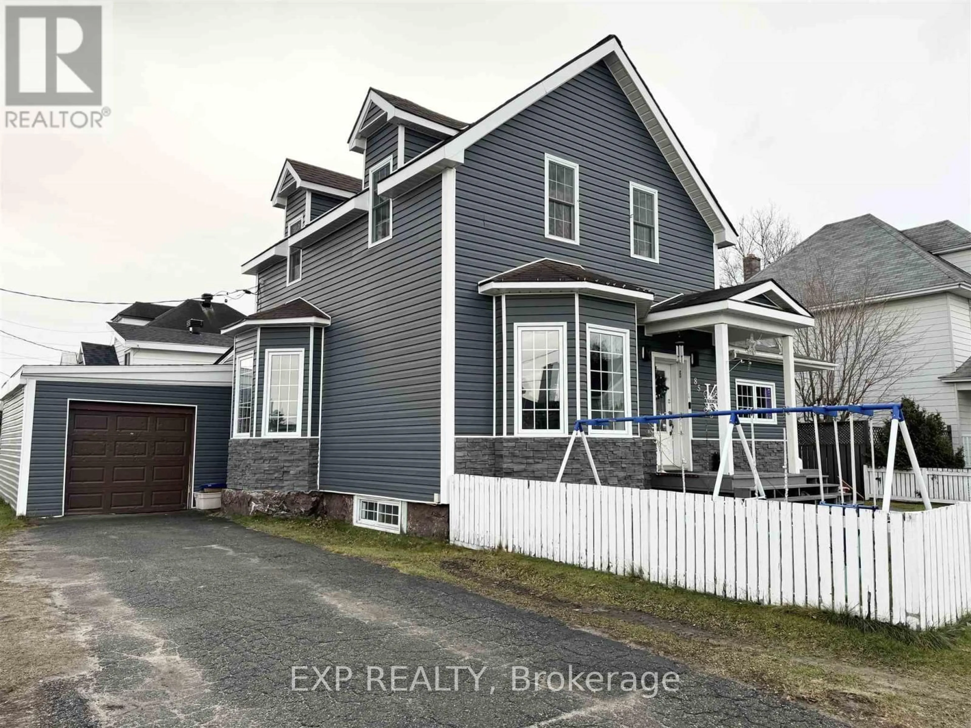 Frontside or backside of a home, the front or back of building for 85 Birch St, Chapleau Ontario P0M 1K0