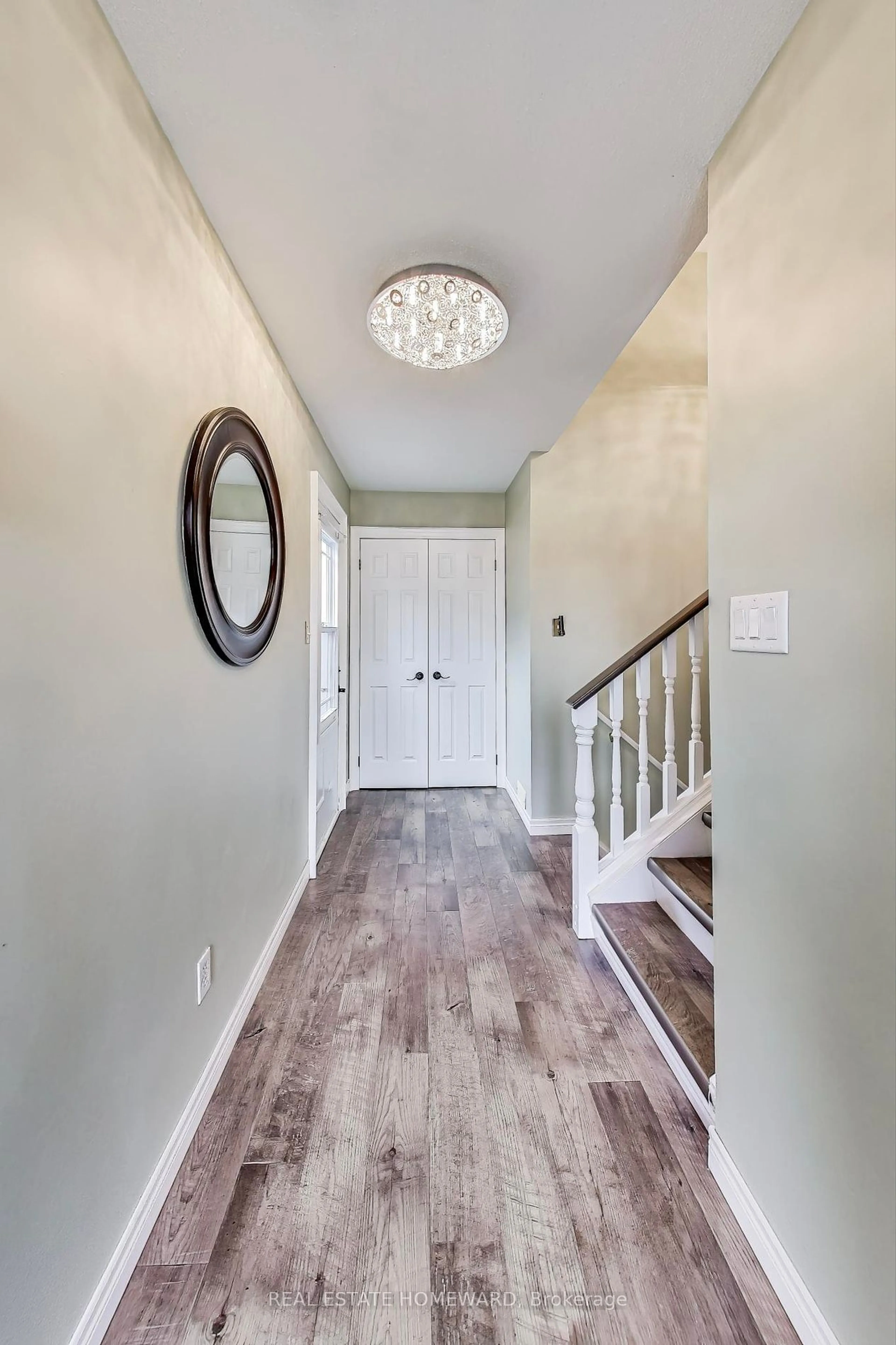 Indoor entryway, wood floors for 13 Emilie St, Brantford Ontario N3S 1S5