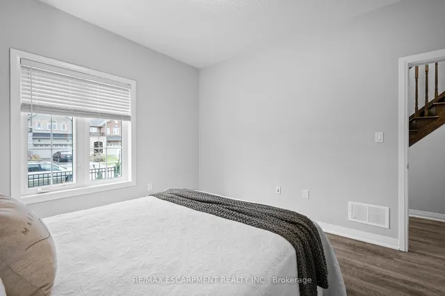 Additional property image - 271 Dalgleish Tr