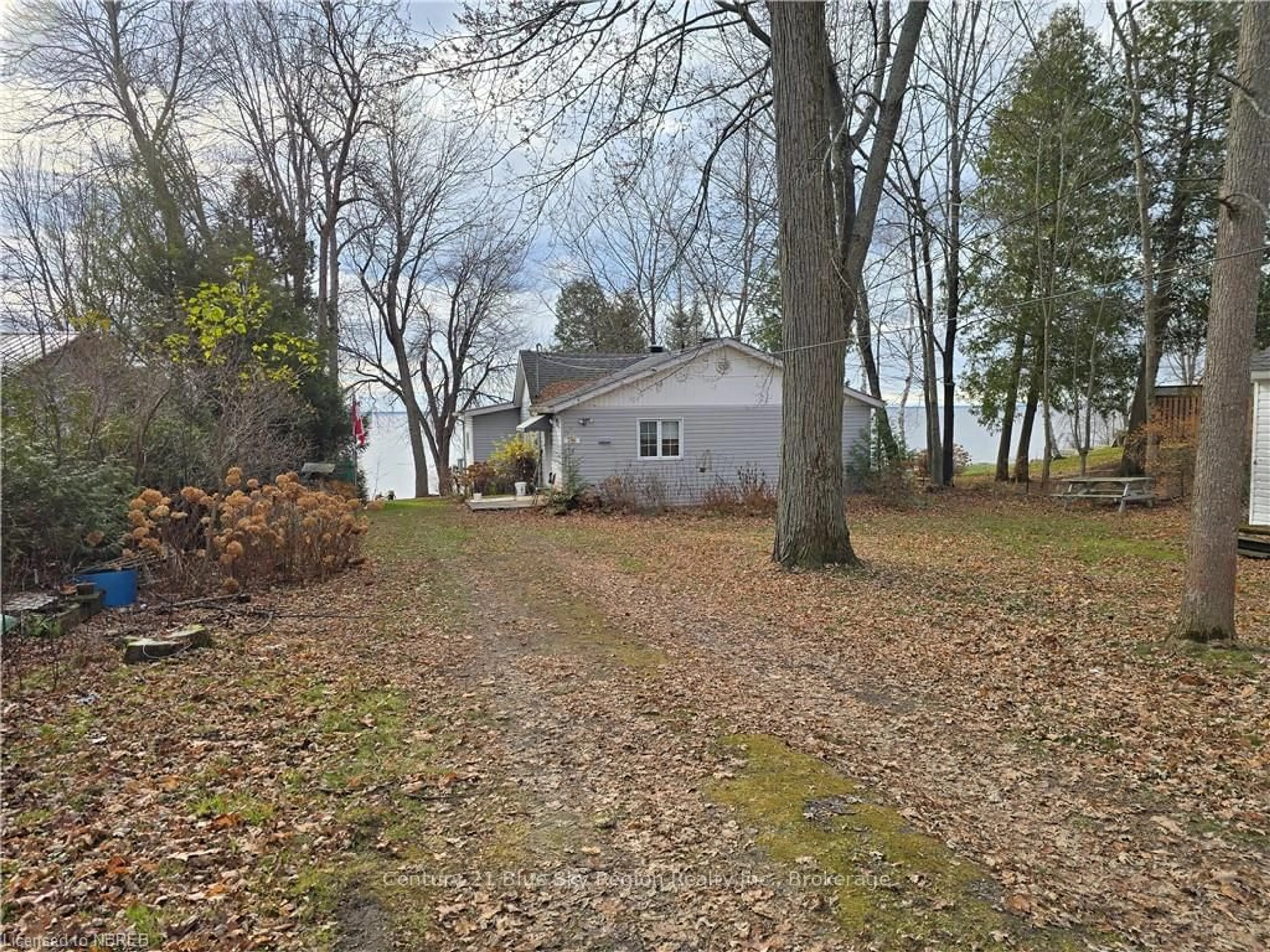 Frontside or backside of a home, cottage for 286 PIERRE Rd, Nipissing Ontario P2B 2W8