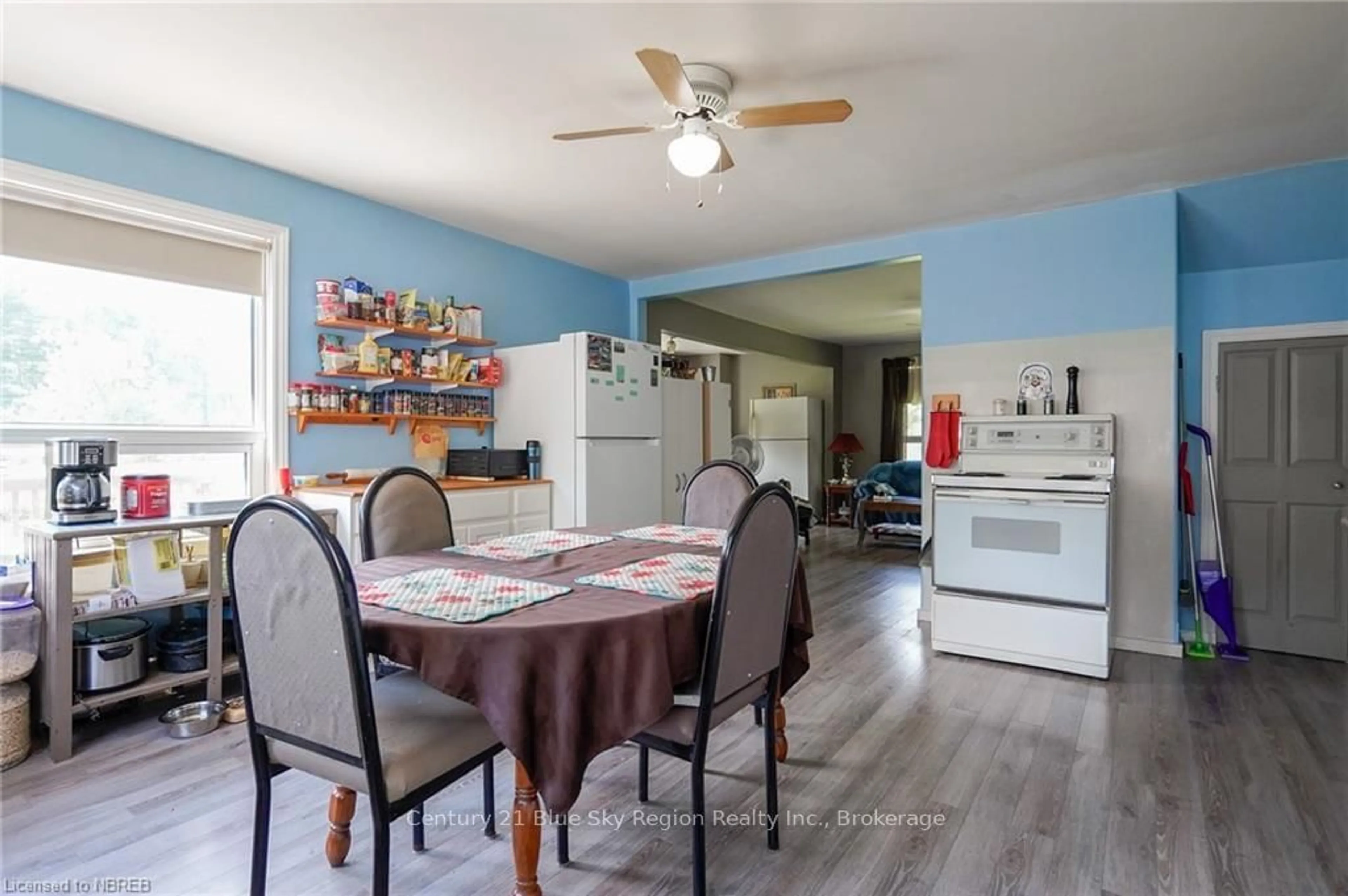 Standard kitchen, wood floors, cottage for 796 COURSOL Rd, Nipissing Ontario P2B 3J5