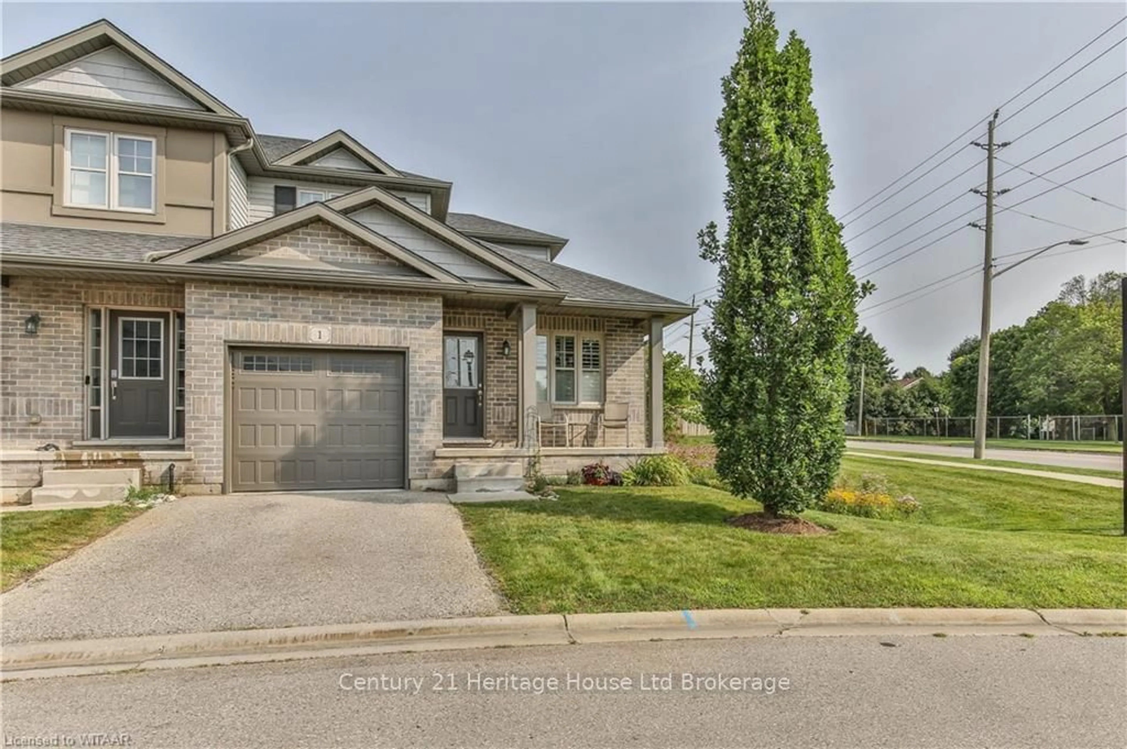 Frontside or backside of a home, the street view for 175 INGERSOLL STREET #1, Ingersoll Ontario N5C 0B9