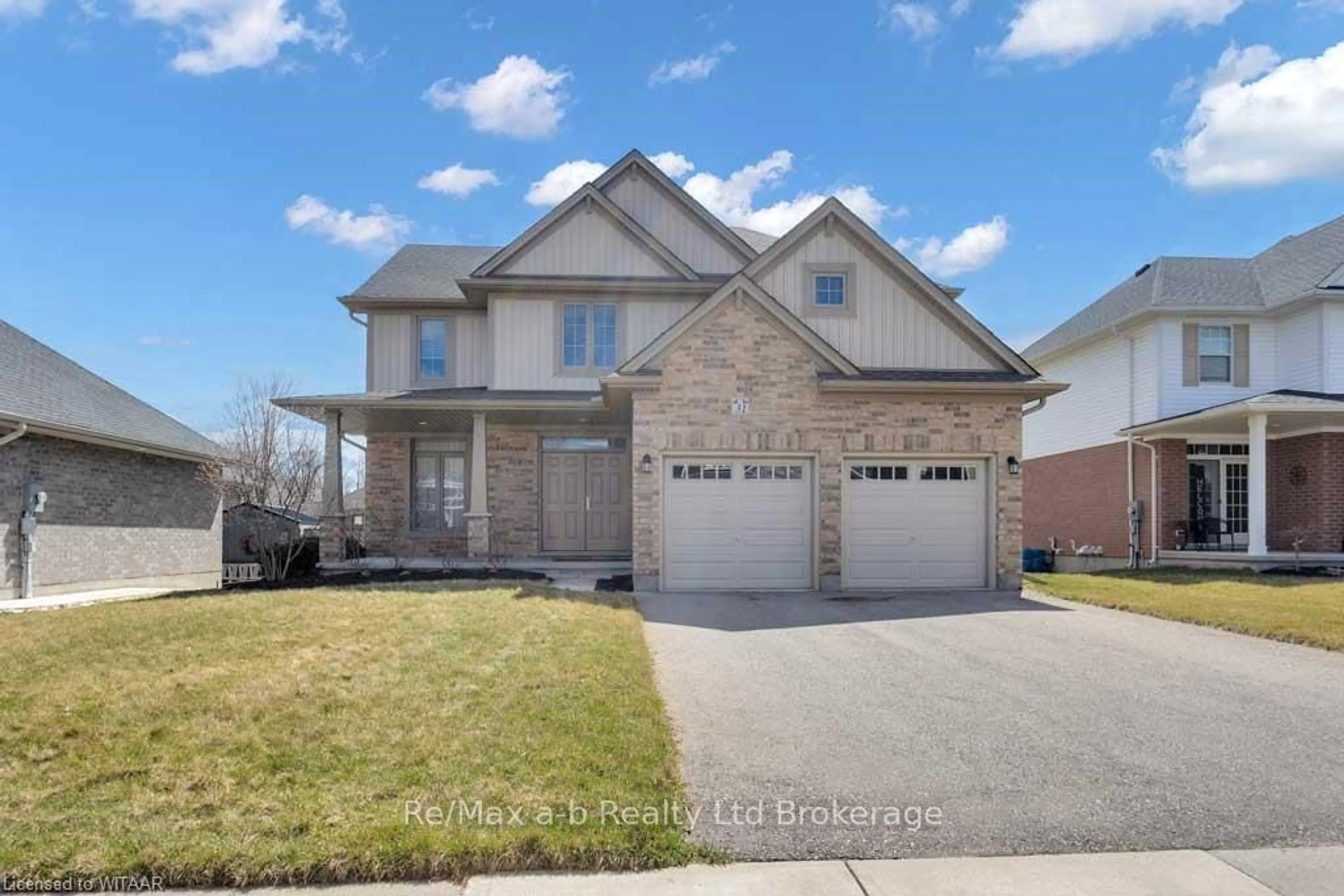 Frontside or backside of a home, the street view for 31 BROOKSIDE LANE Lane, Tillsonburg Ontario N4G 0A1