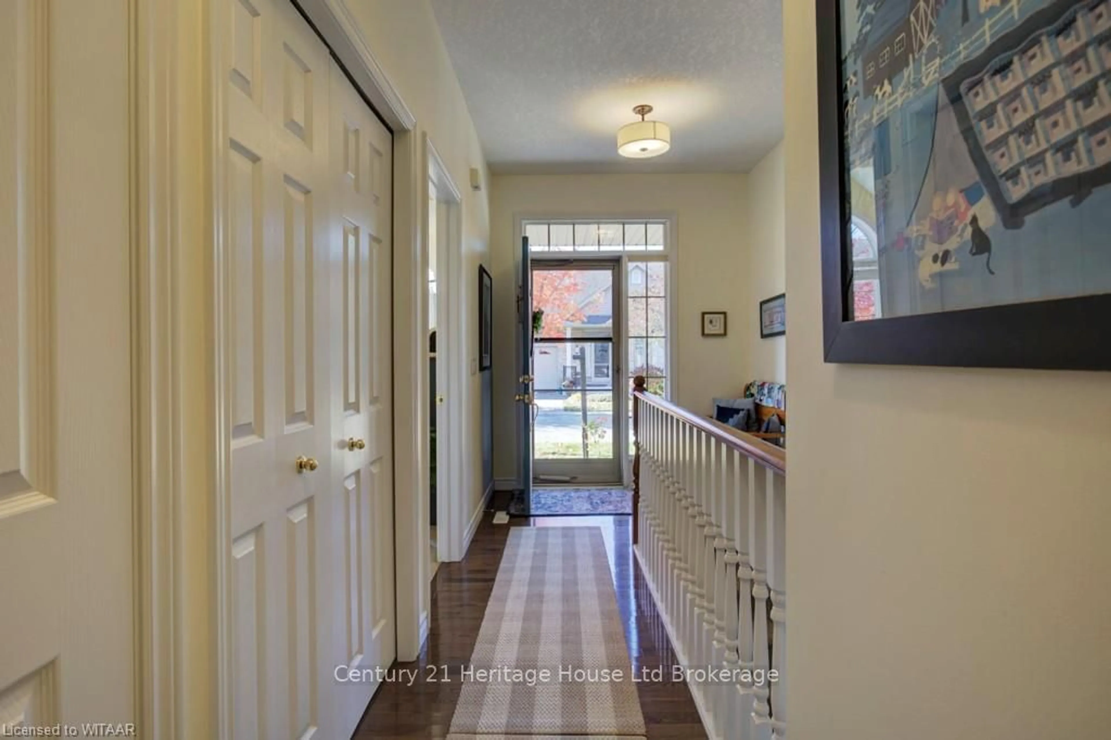 Indoor entryway, wood floors for 500 LAKEVIEW Dr #30, Woodstock Ontario N4T 1W4