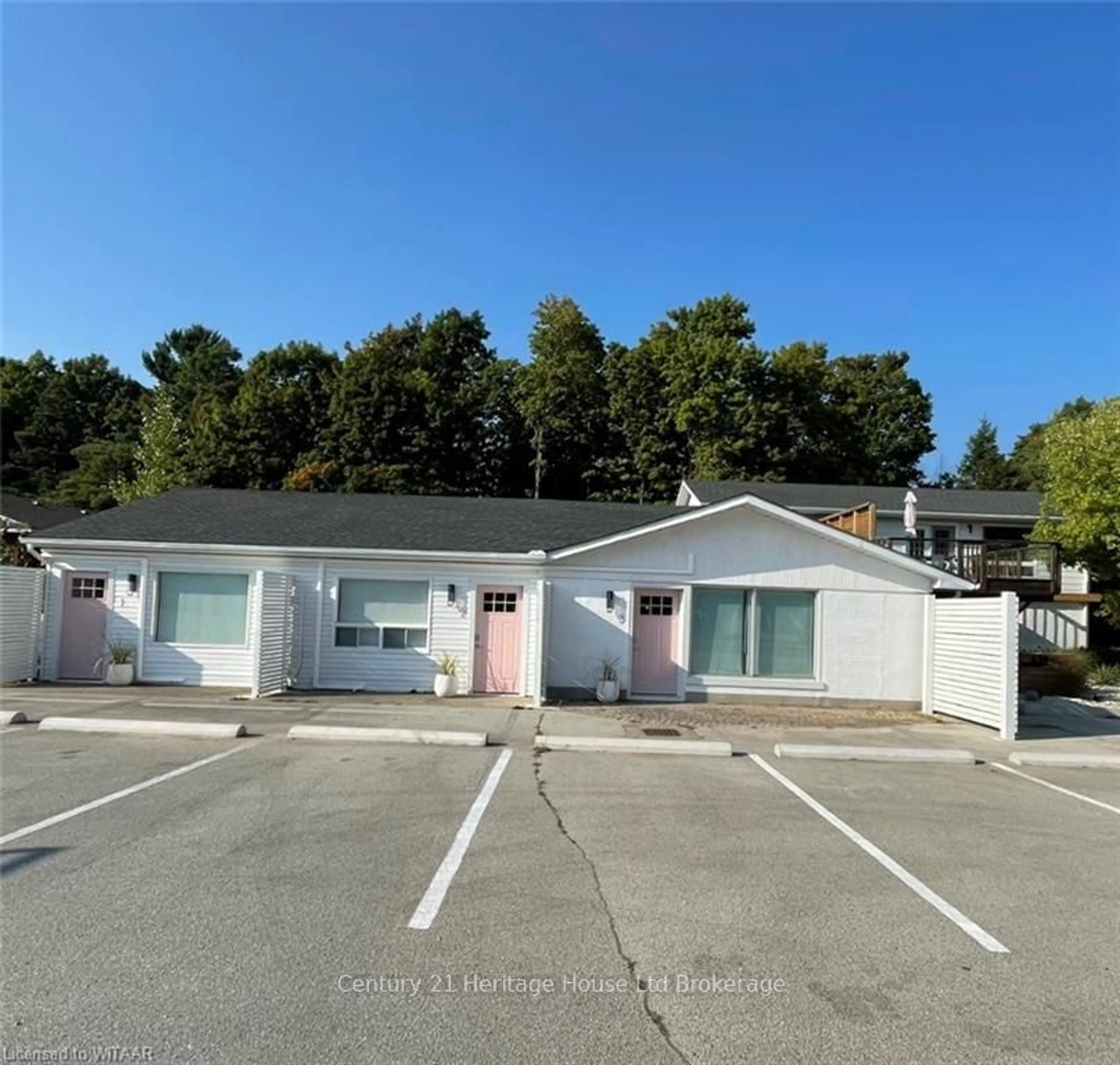 A pic from exterior of the house or condo, the front or back of building for 639 MAIN St, South Bruce Peninsula Ontario N0H 2G0