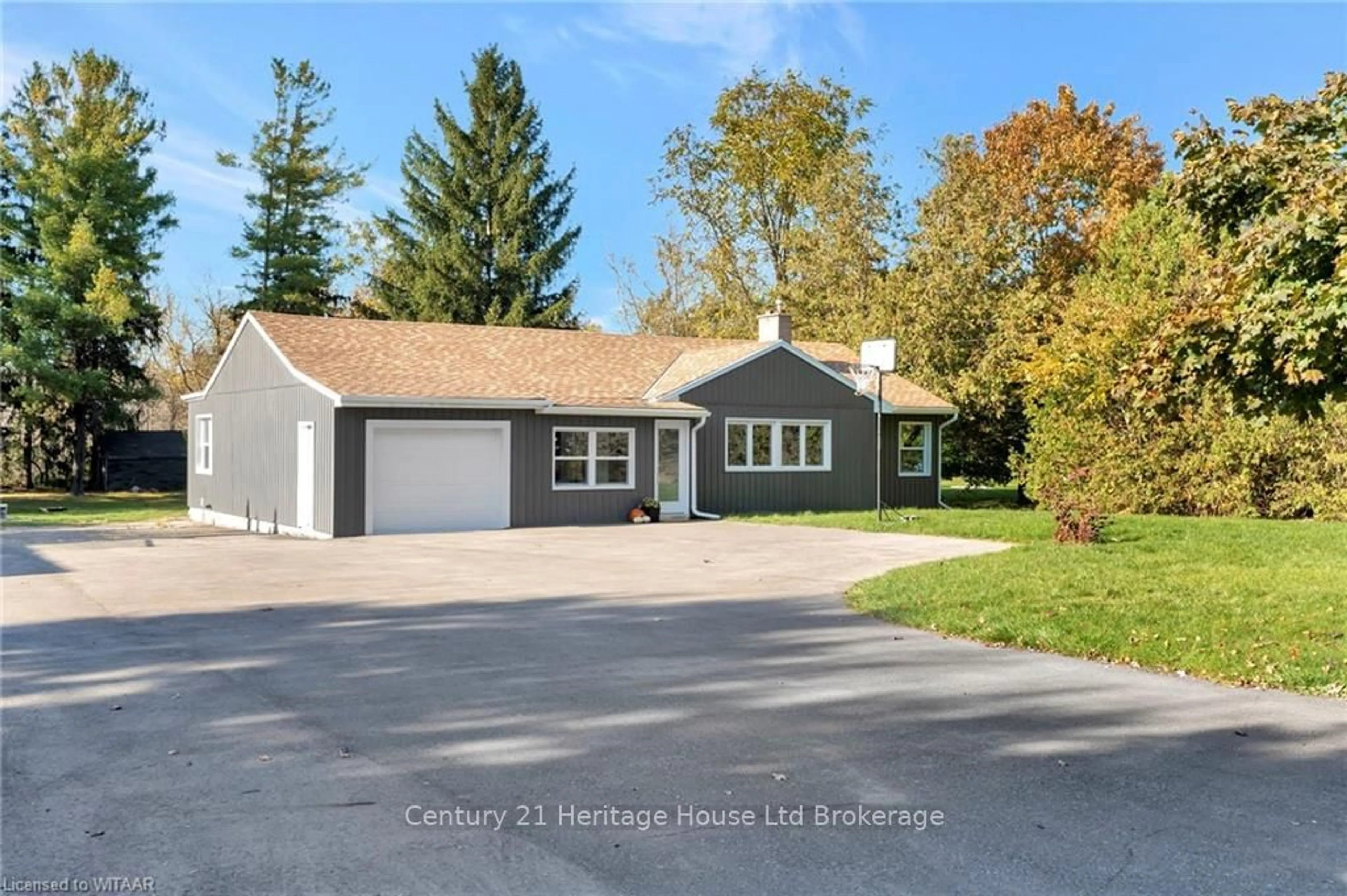 Frontside or backside of a home, cottage for 584455 BEACHVILLE Rd, South-West Oxford Ontario N0J 1A0