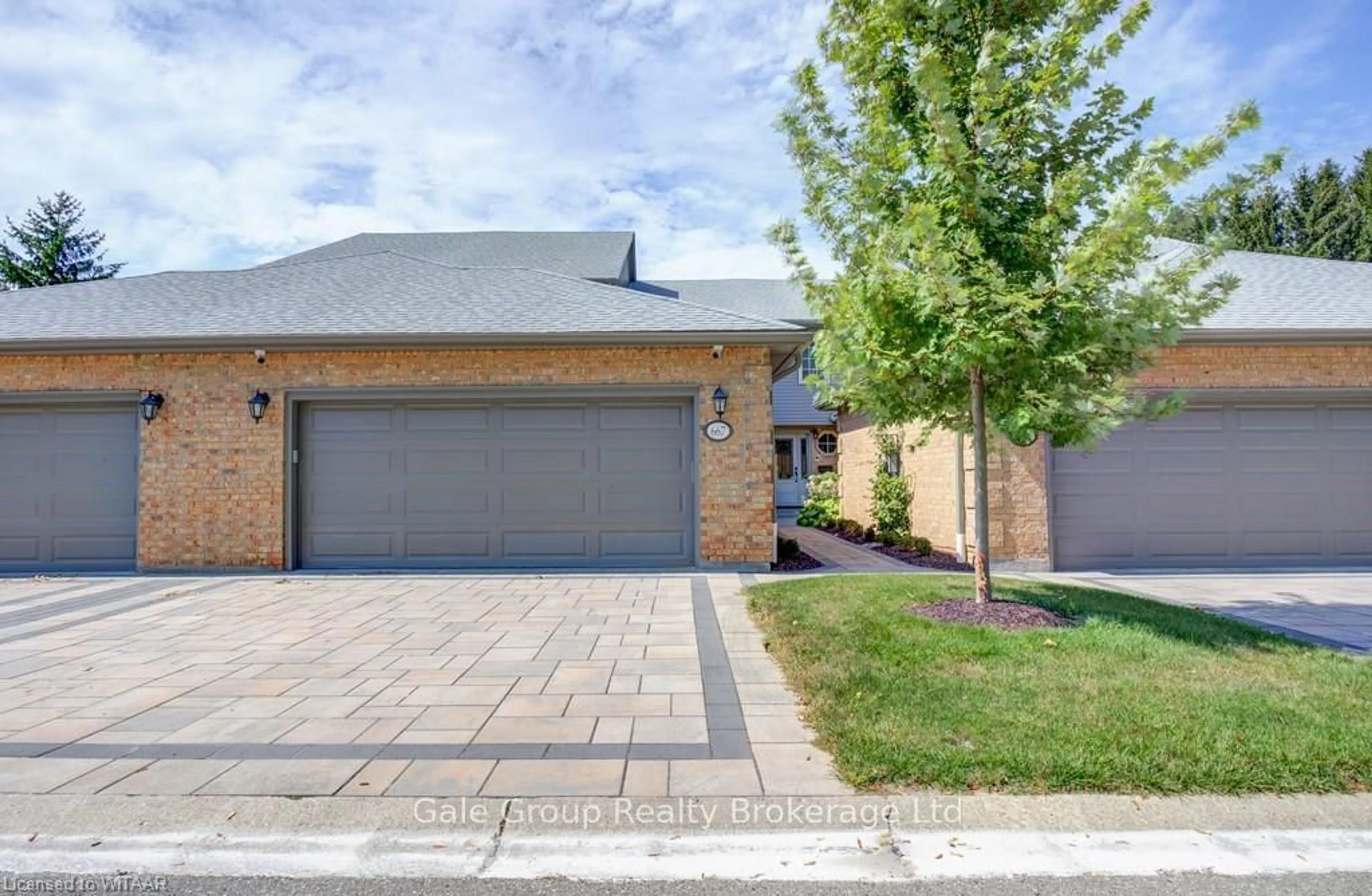 Home with brick exterior material for 667 LANSDOWNE Ave, Woodstock Ontario N4T 1K3
