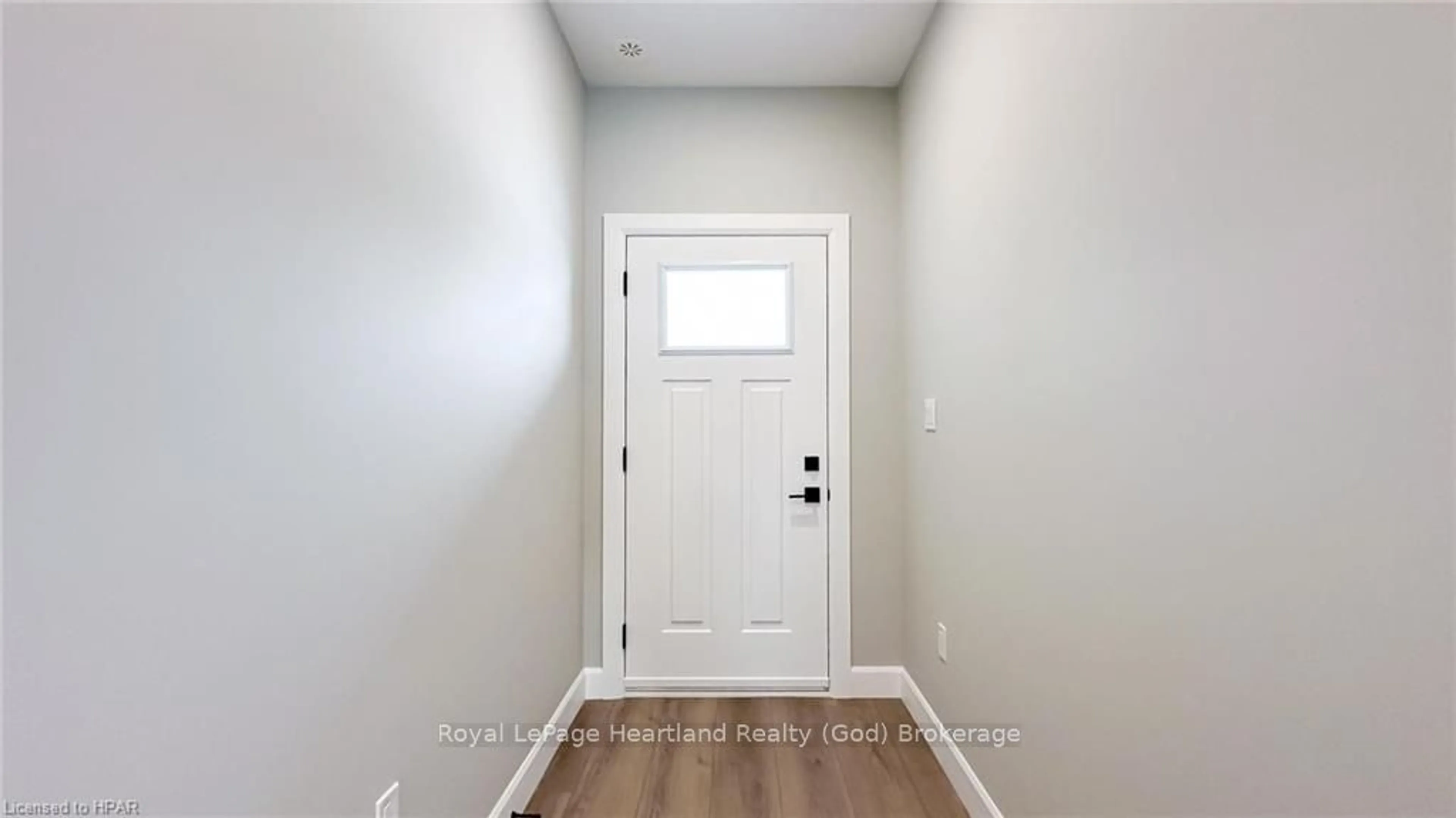 Indoor entryway, wood floors for 139 SEVERN Dr, Goderich Ontario N7A 0C7