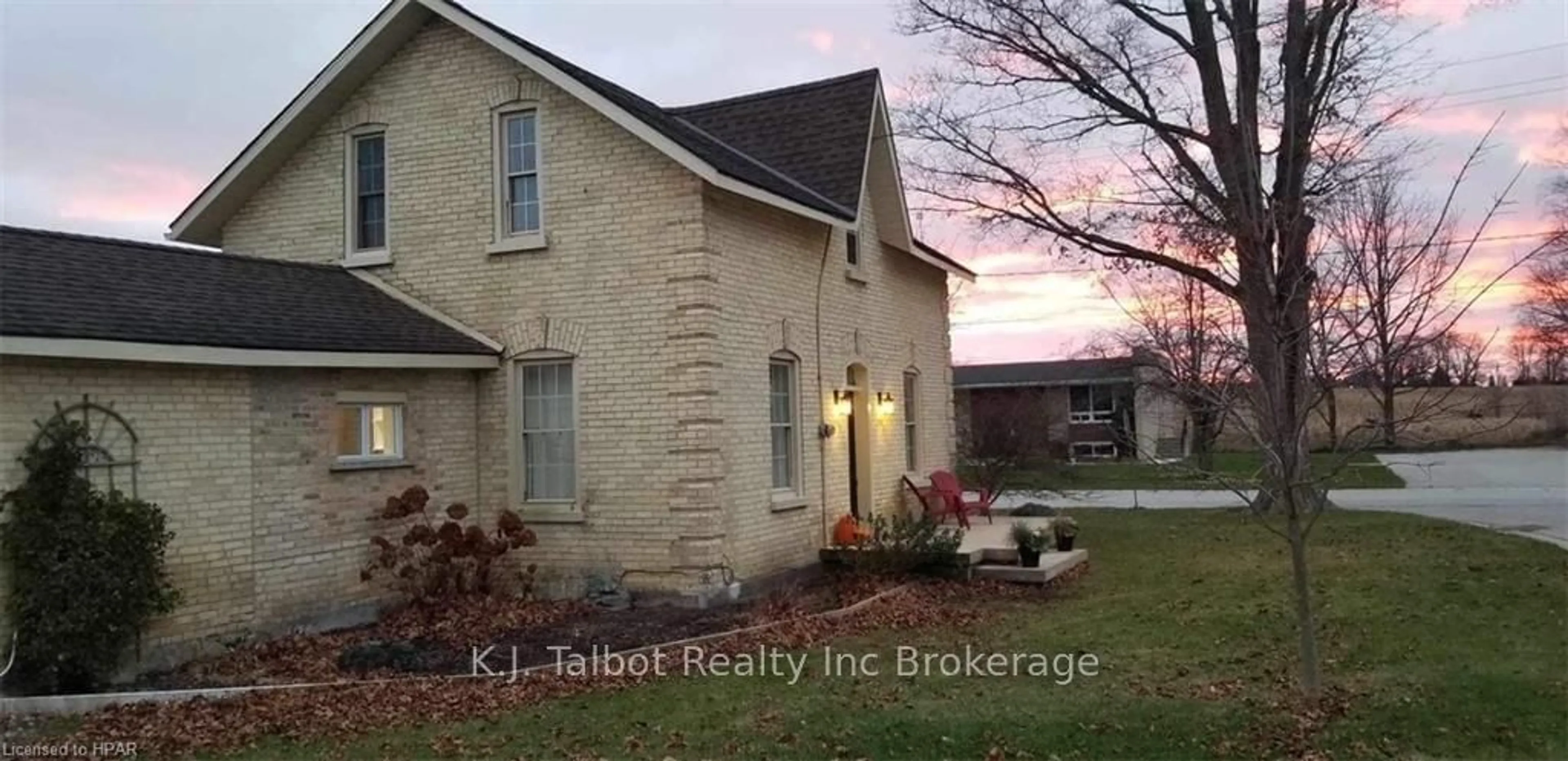 Frontside or backside of a home, the street view for 15 UNION St, South Bruce Ontario N0G 2S0