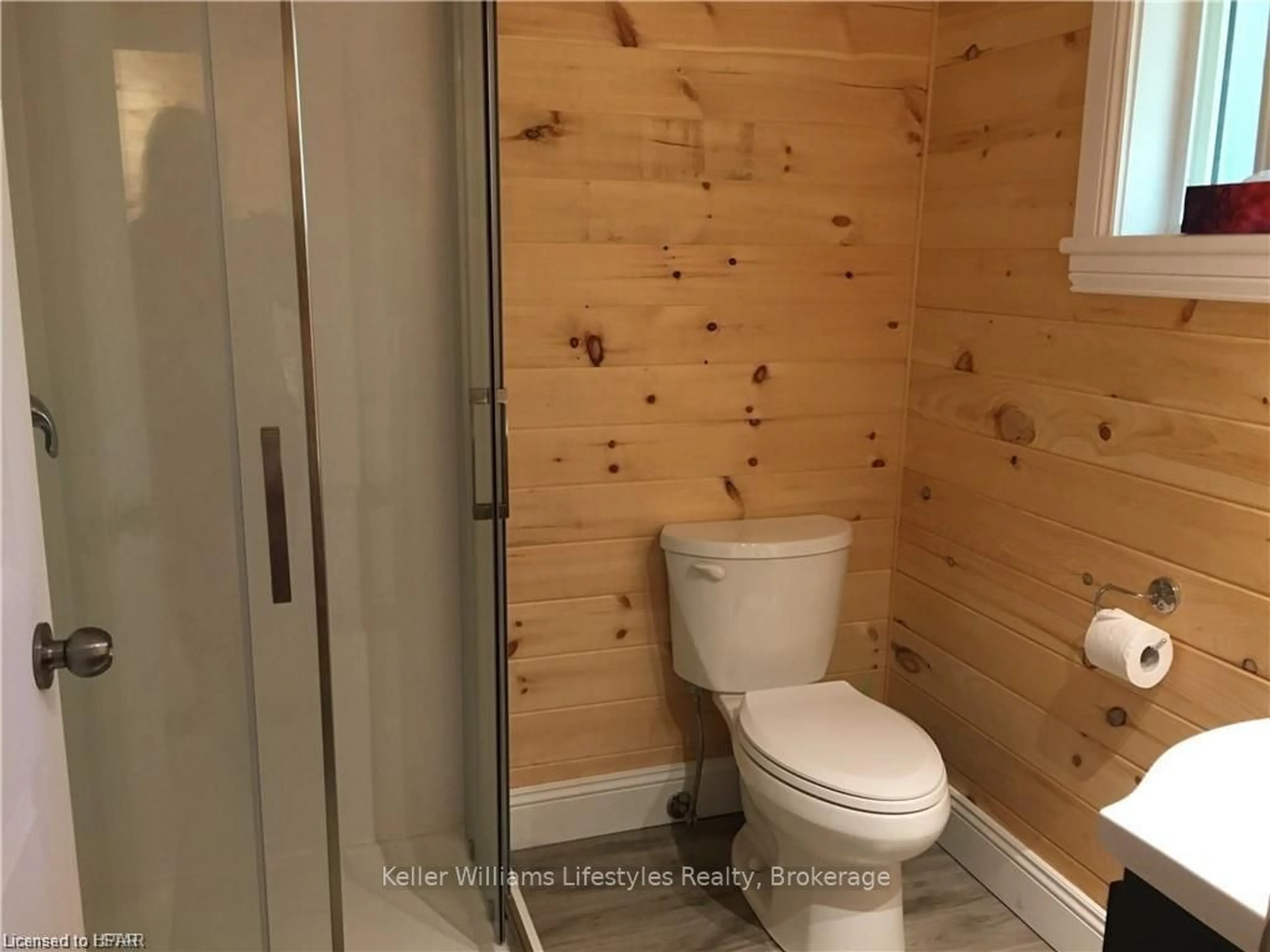 Standard bathroom, wood floors for 5 VICTORIA Pl, Bluewater Ontario N0M 1G0