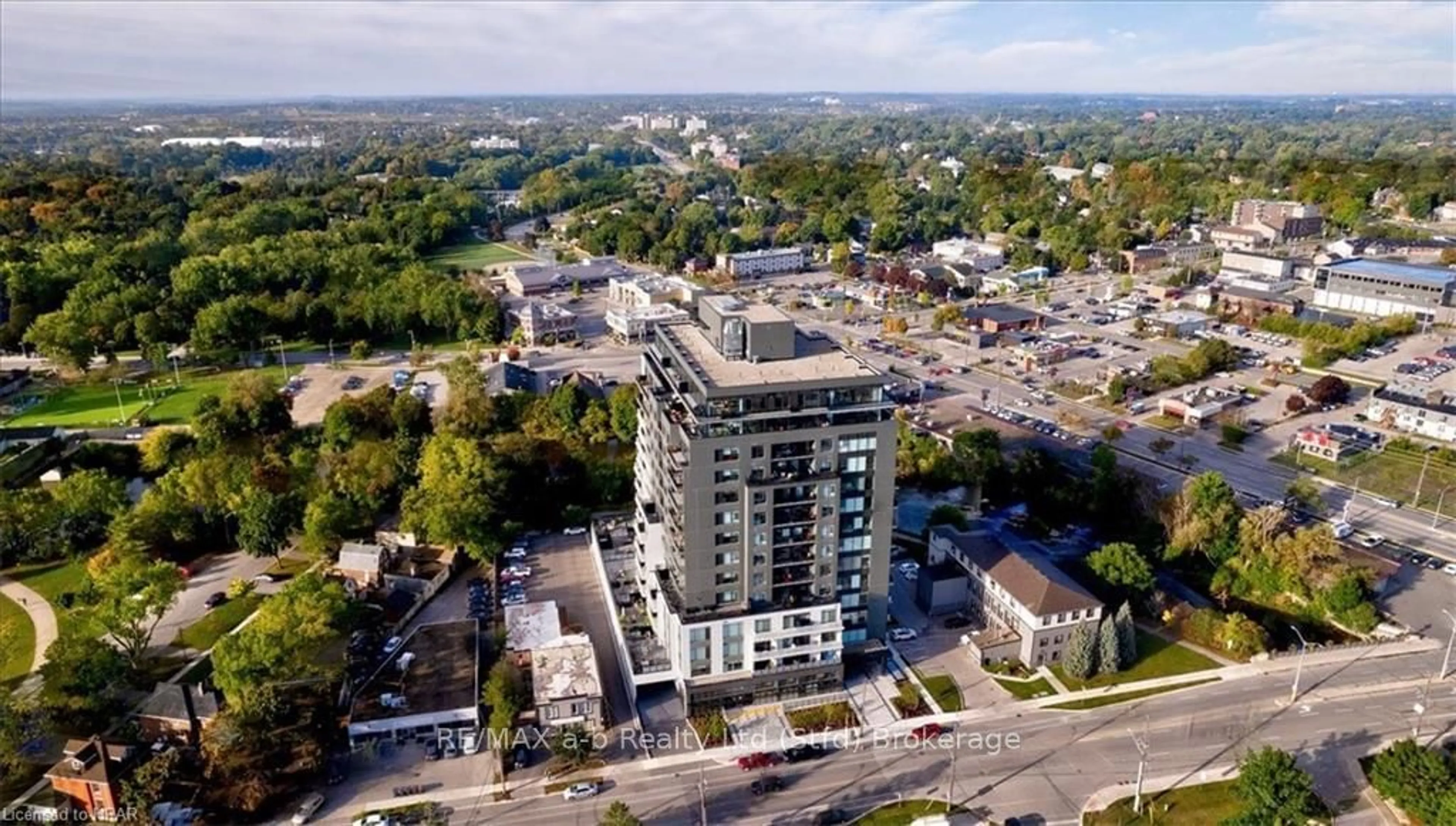 A pic from exterior of the house or condo, the front or back of building for 71 WYNDHAM St #1305, Guelph Ontario N1E 5R3