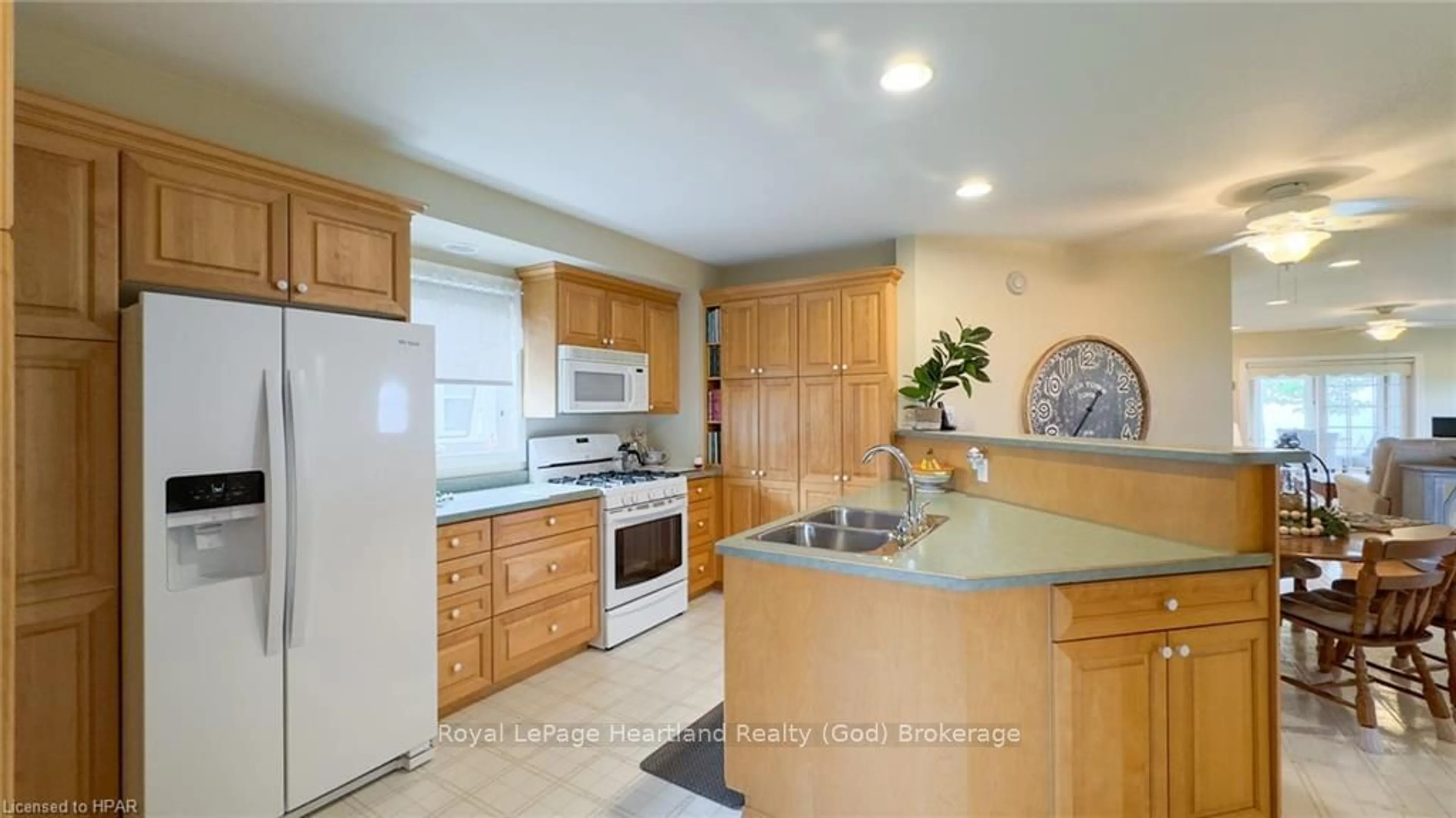 Kitchen, ceramic floors, cottage for 301 BETHUNE Cres, Goderich Ontario N7A 4M6