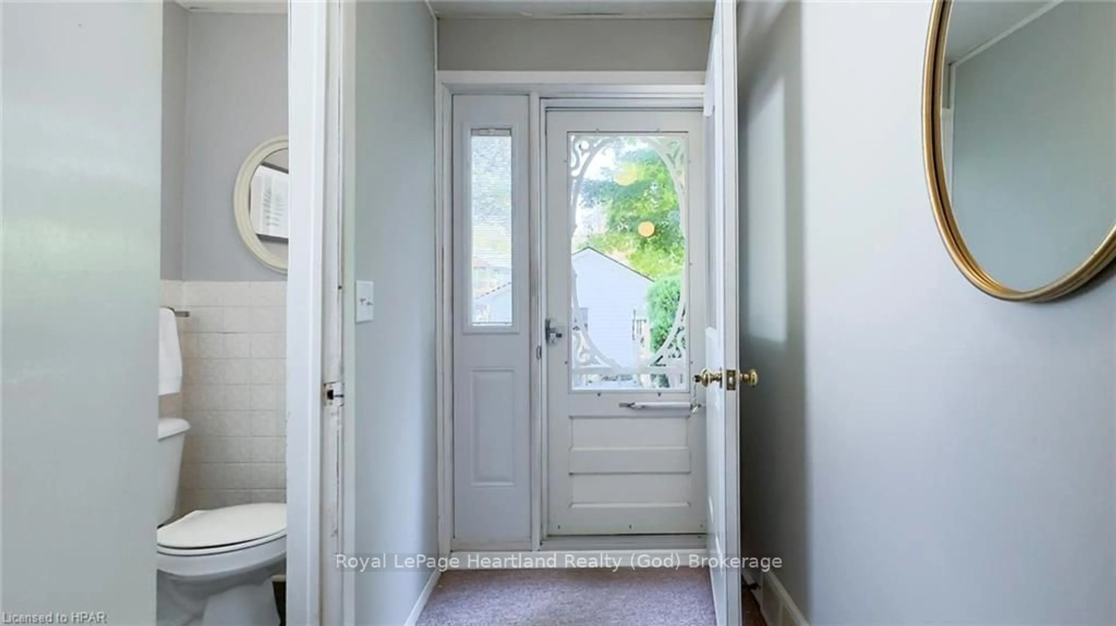 Indoor entryway, wood floors for 27 BLUEWATER Dr, Central Huron Ontario N7A 3X8