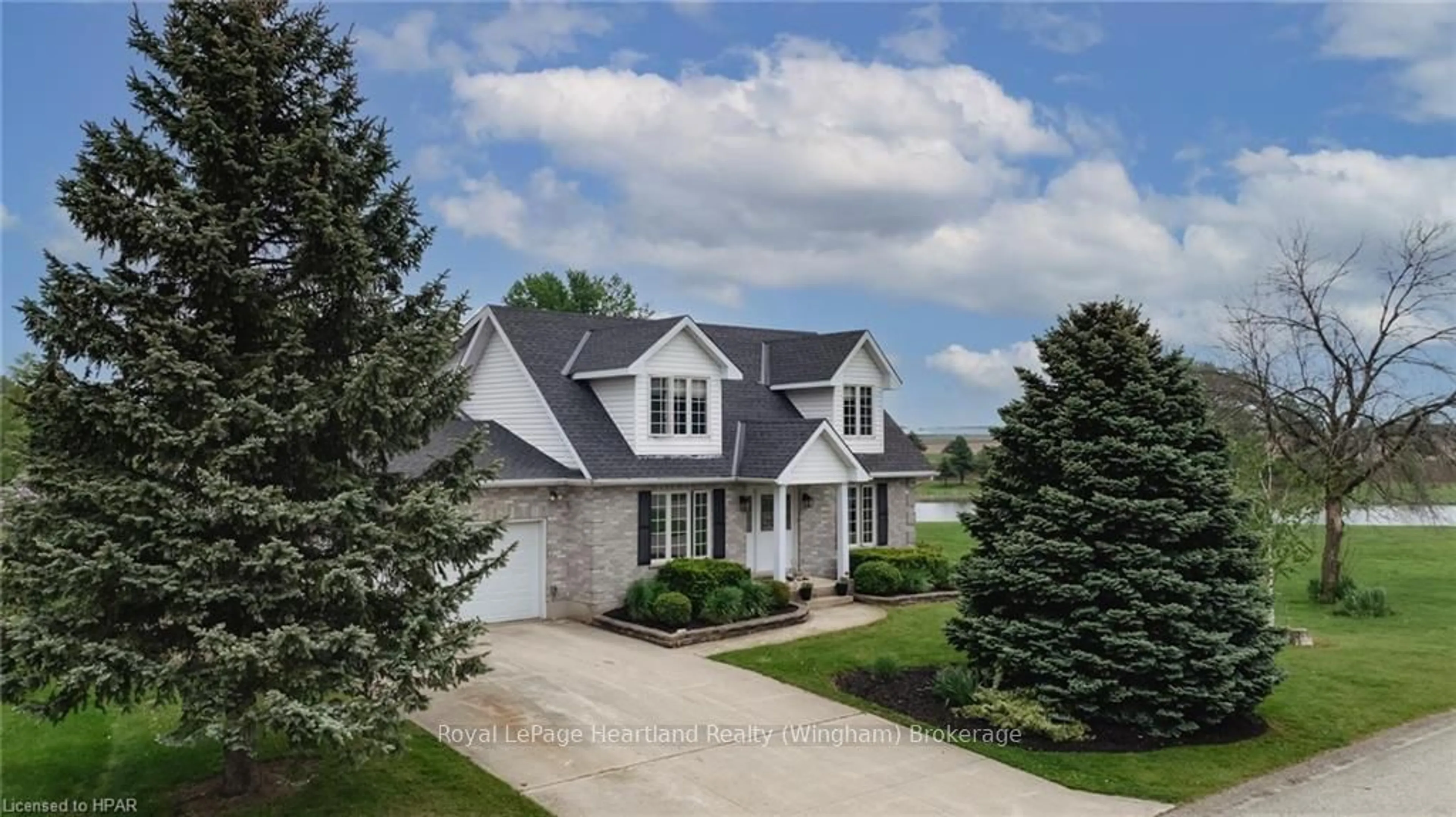 Frontside or backside of a home, cottage for 61 MCDONALD DRIVE, Huron East Ontario N0G 1H0