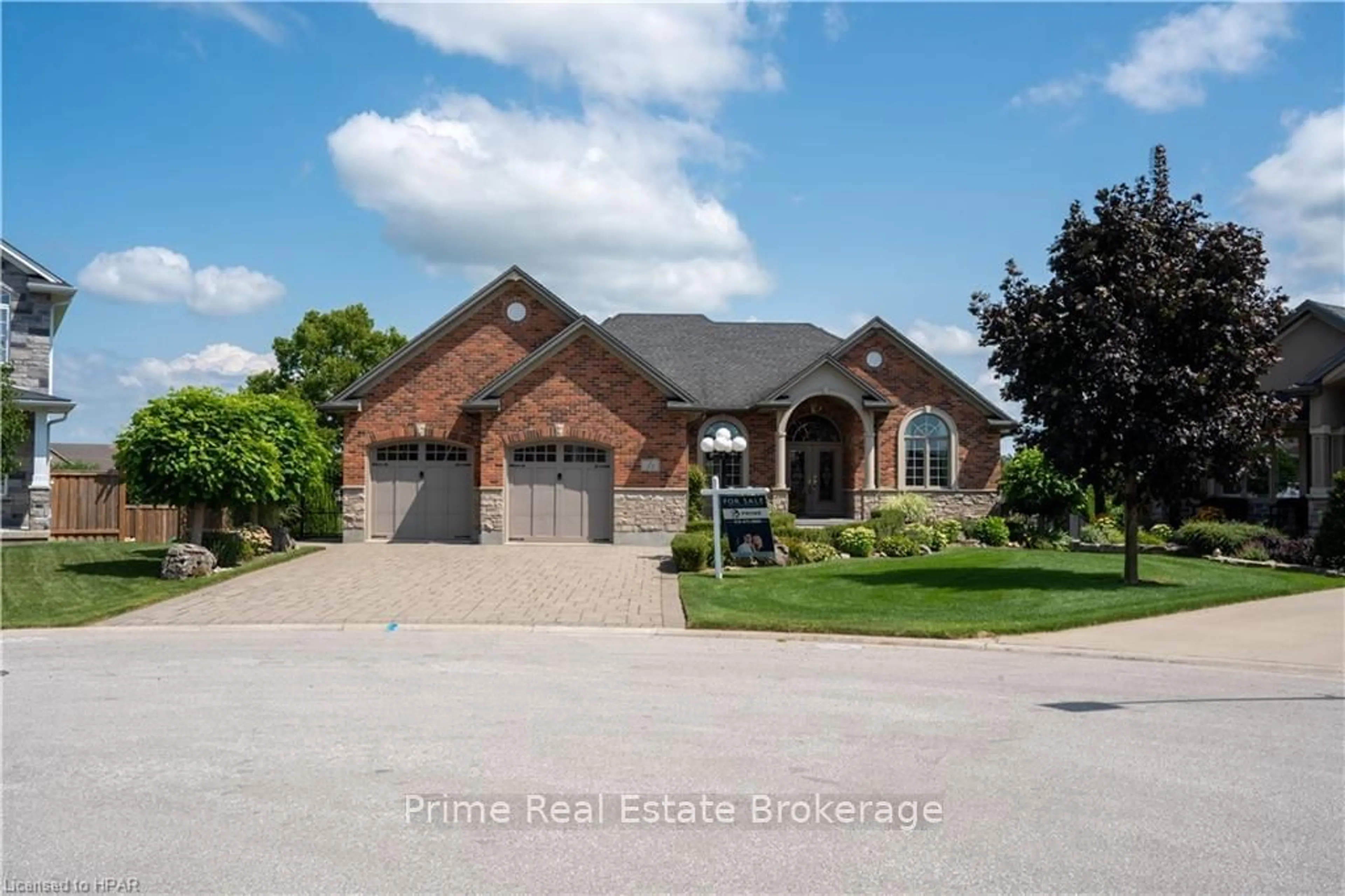 Frontside or backside of a home, the street view for 37 OLIVER Cres, Zorra Ontario N0M 2M0