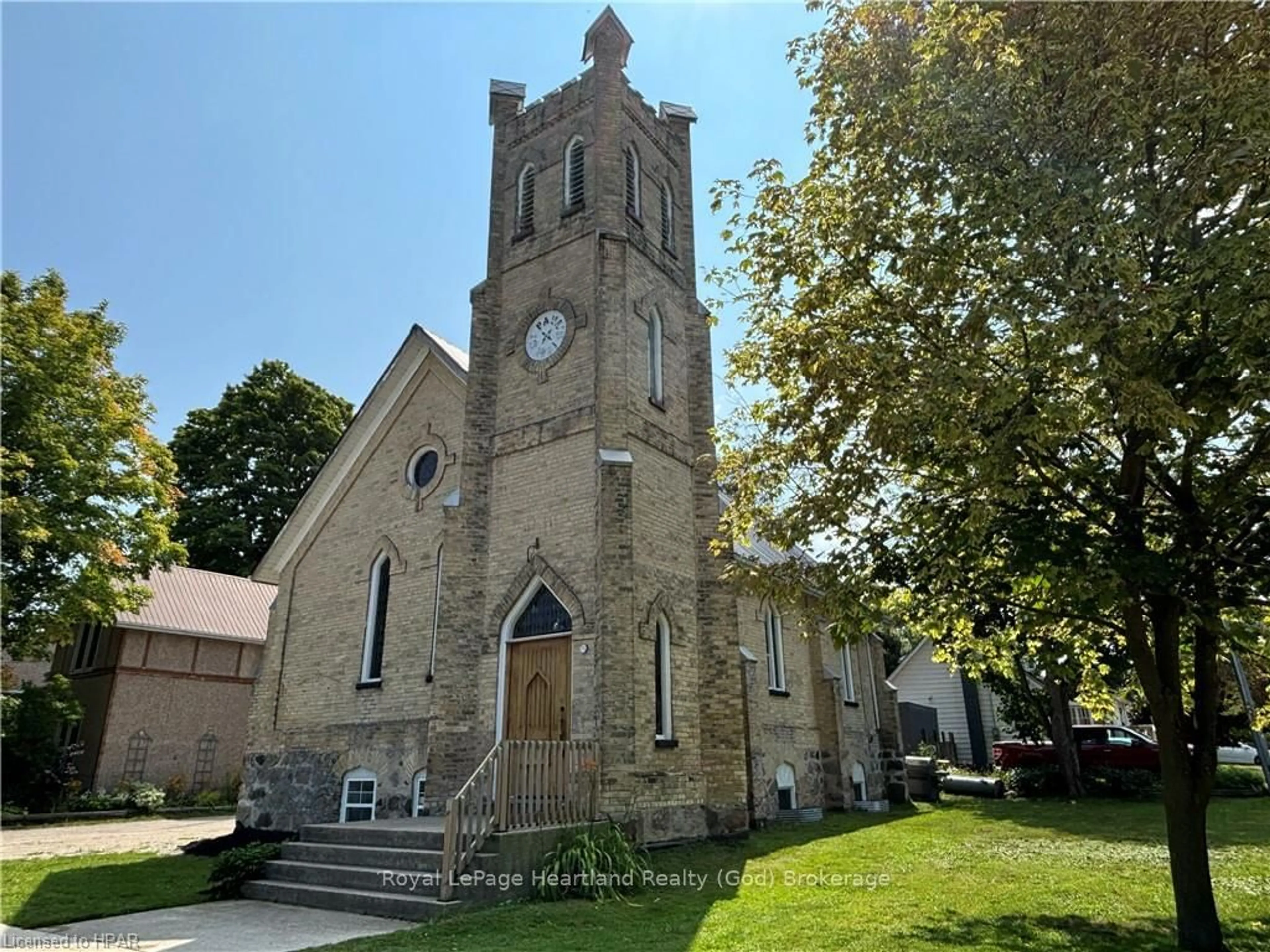 A pic from exterior of the house or condo, the front or back of building for 10 JESSIE St, Huron-Kinloss Ontario N0G 2R0