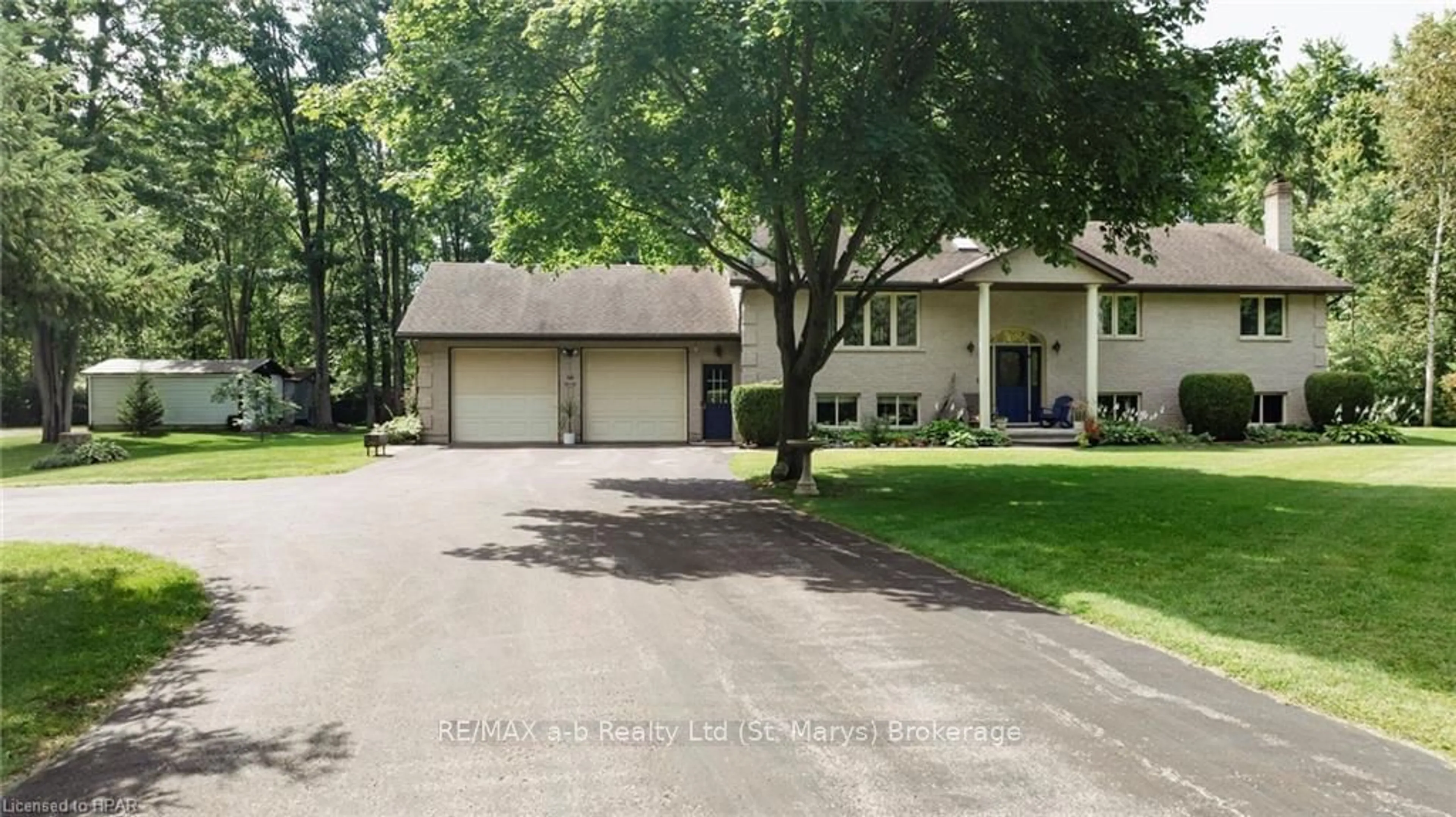 Frontside or backside of a home, the street view for 1930 1ST CONC RD STR Ontario N4B 2W4