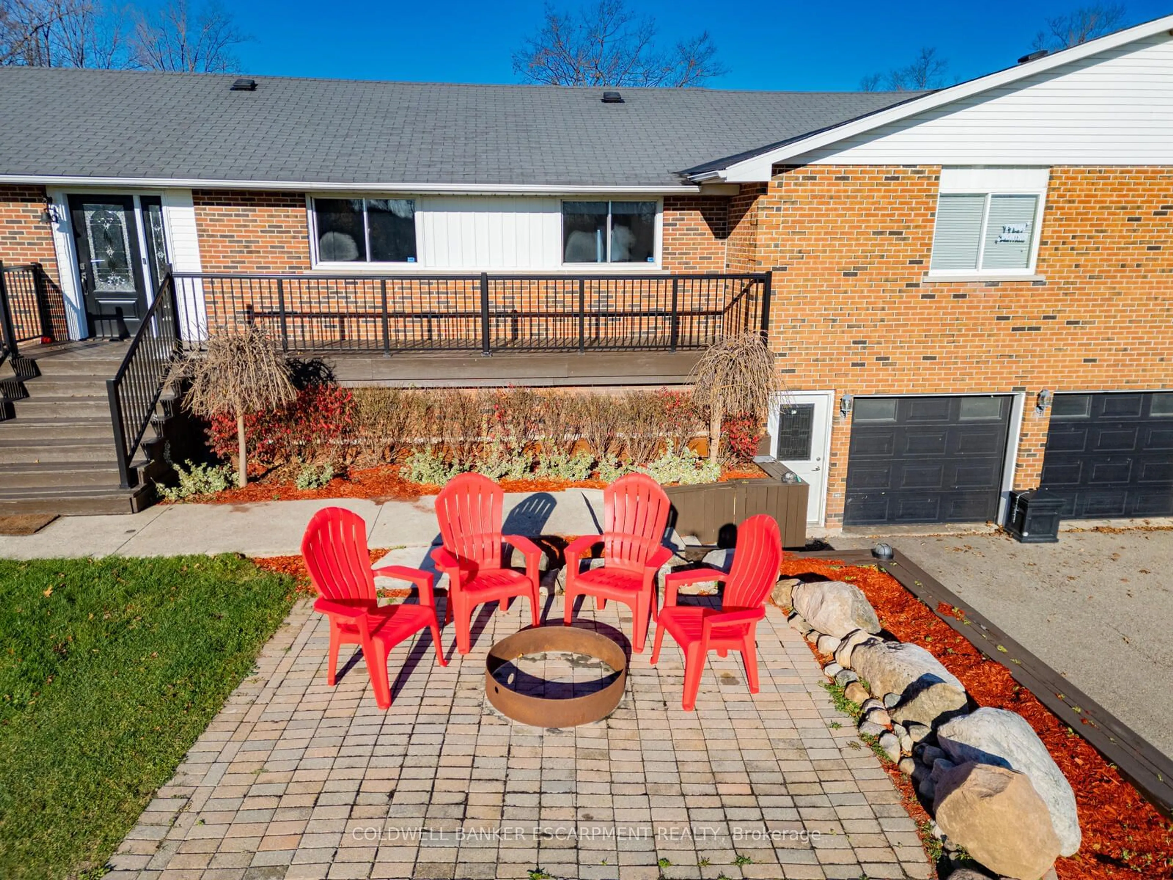 Patio, the fenced backyard for 9630 Wellington Rd 42 Rd, Erin Ontario L7G 4S8