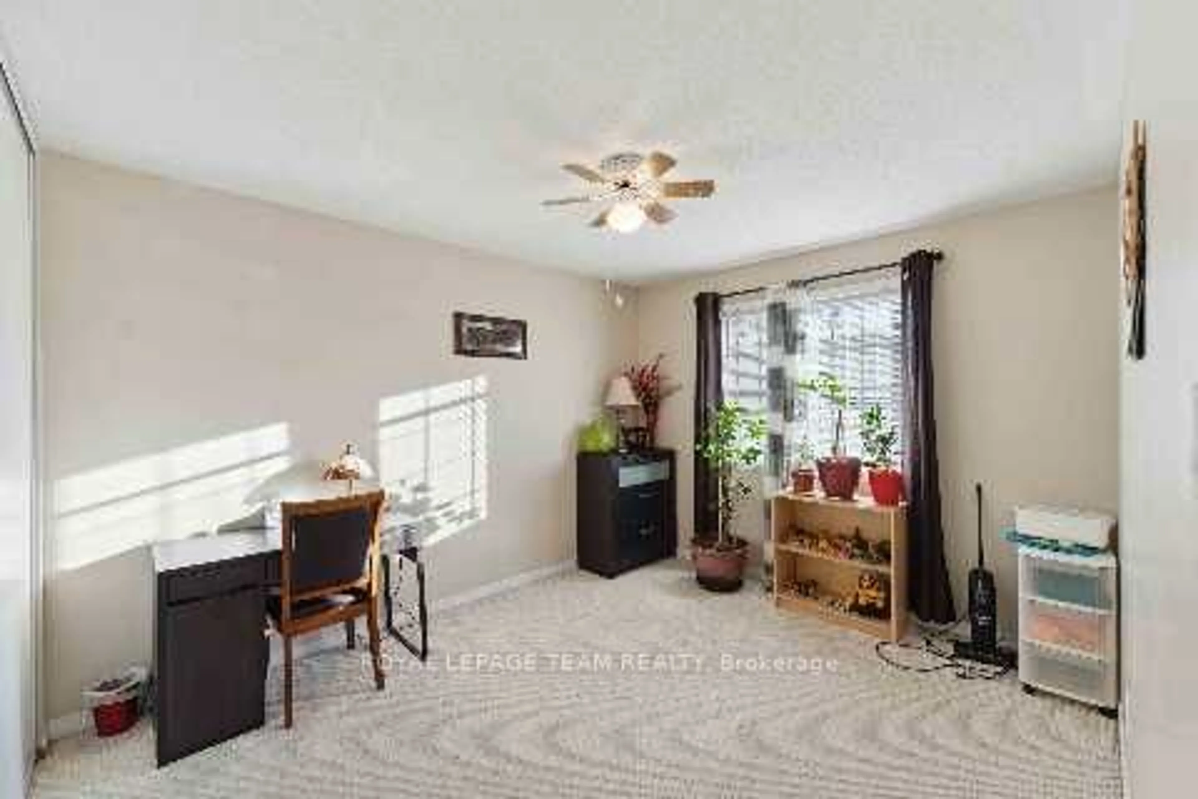 A pic of a room, carpet floors for 115 DESTINY, Orleans - Cumberland and Area Ontario K4A 0K6