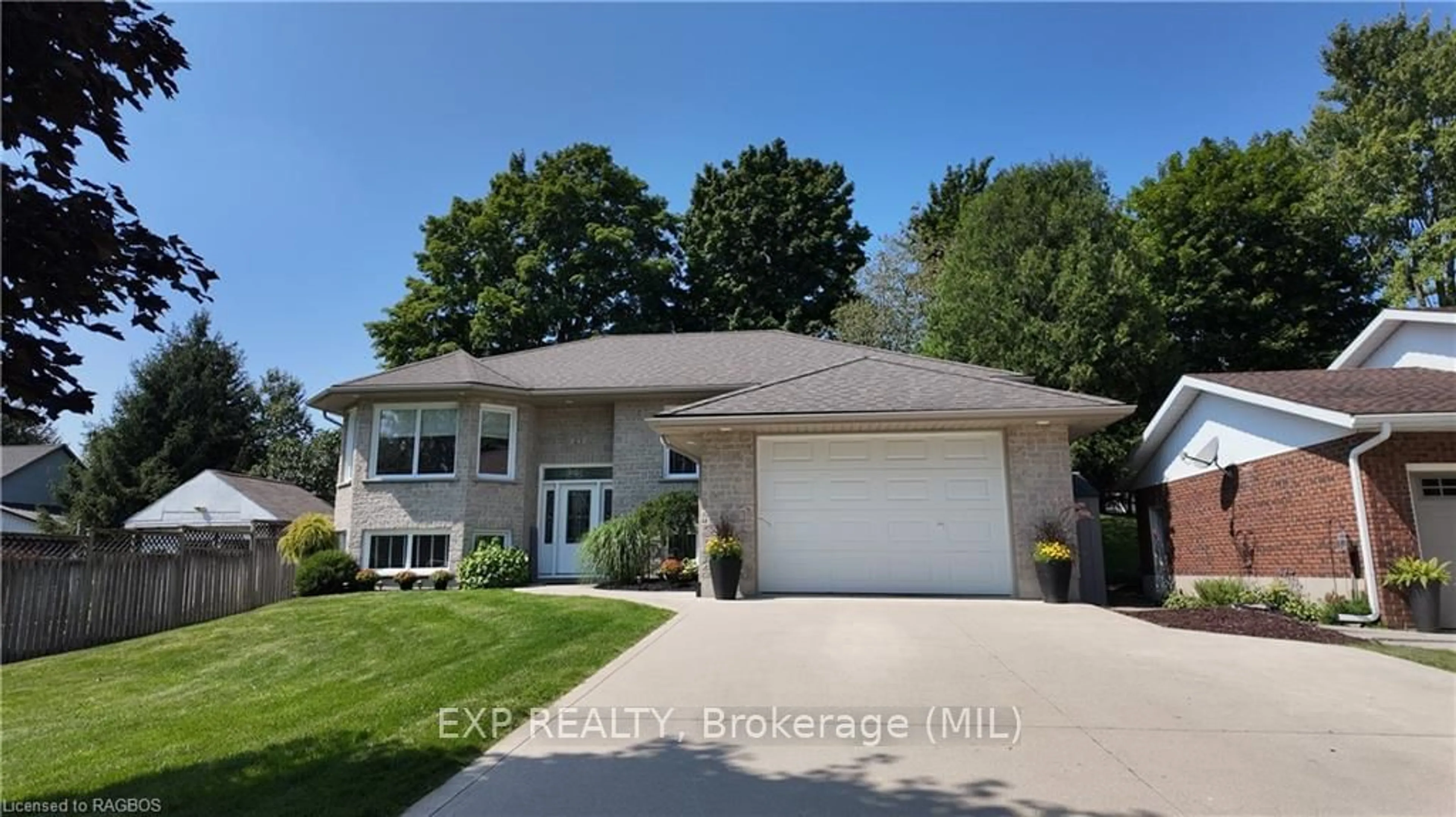 Frontside or backside of a home, the street view for 23 FRED St, South Bruce Ontario N0G 2J0