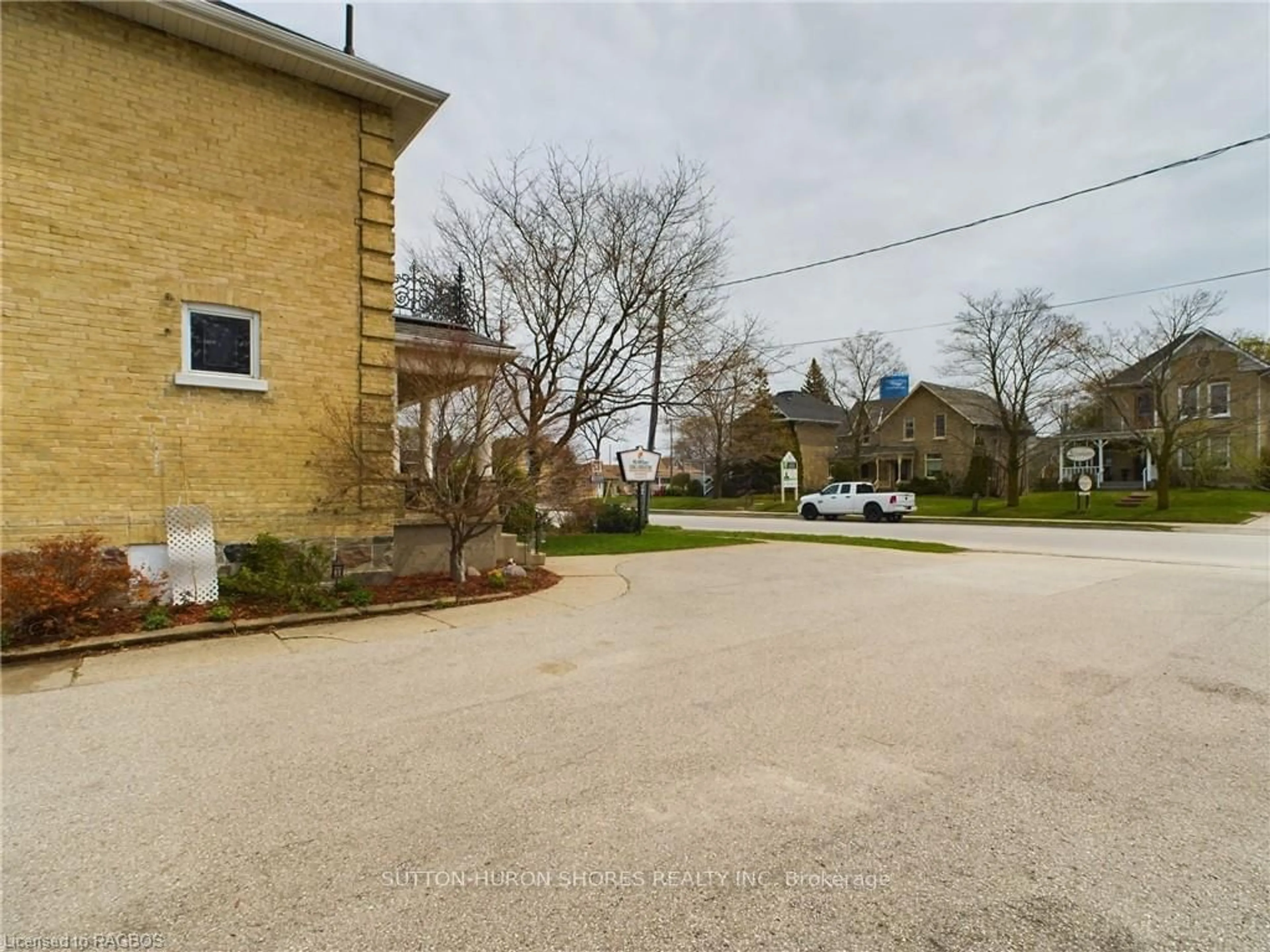 A pic from exterior of the house or condo, the street view for 65 ALBERT St, Saugeen Shores Ontario N0H 2L0