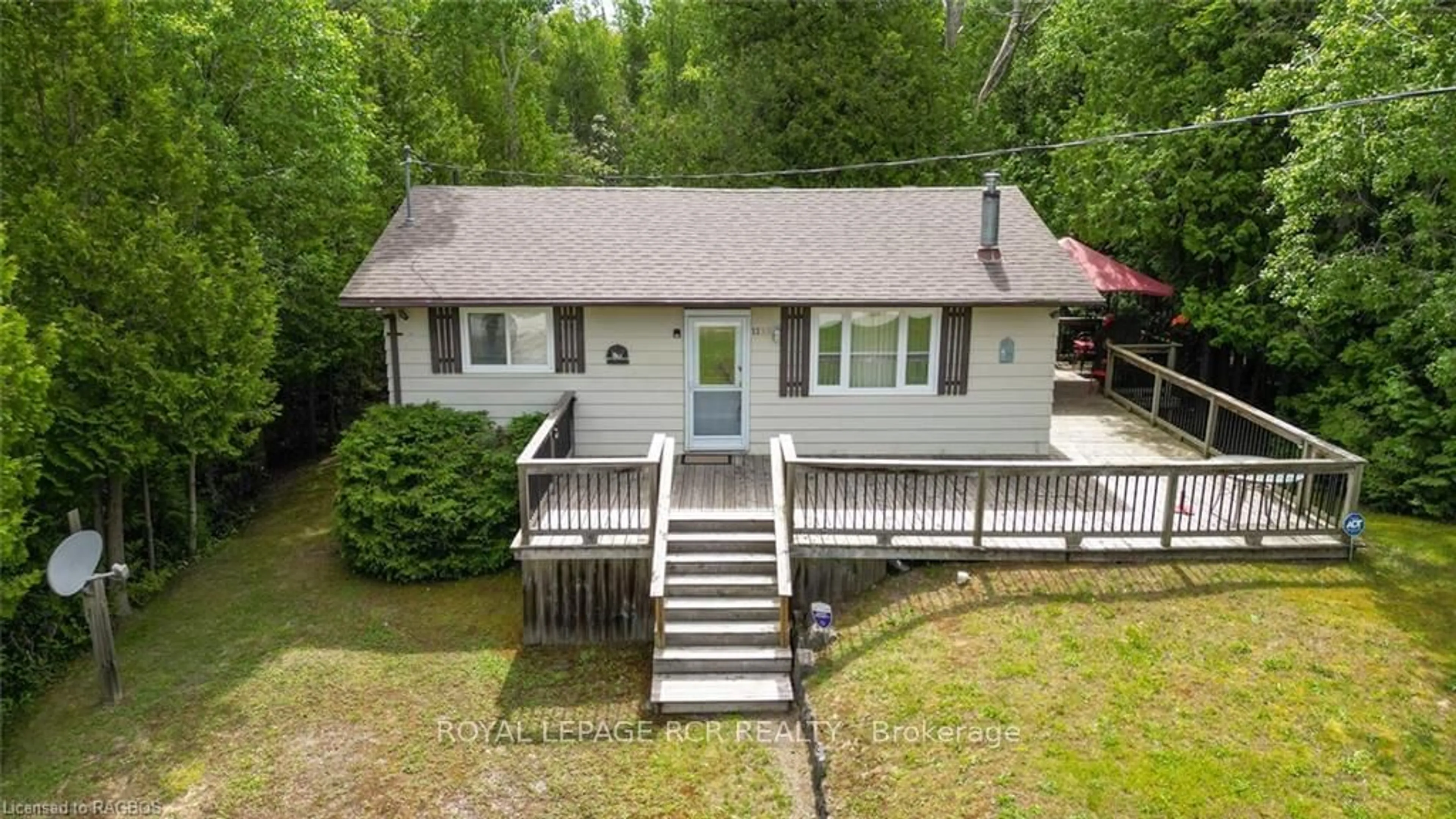 Frontside or backside of a home, cottage for 1133 2ND Ave Ontario N0H 2G0