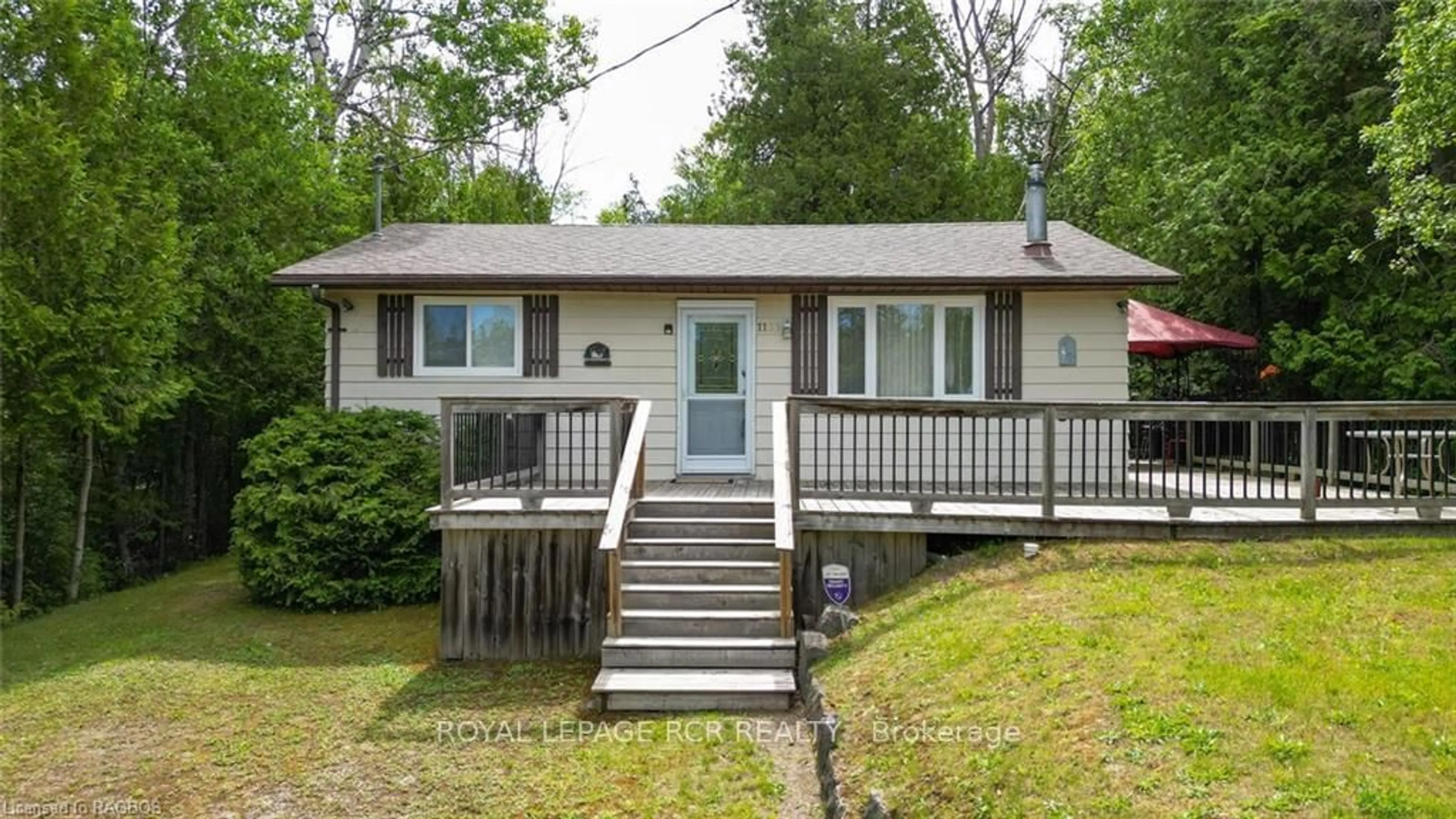 Frontside or backside of a home, cottage for 1133 2ND Ave, Bruce Ontario N0H 2G0