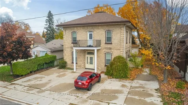 695 MILL St, Saugeen Shores 4