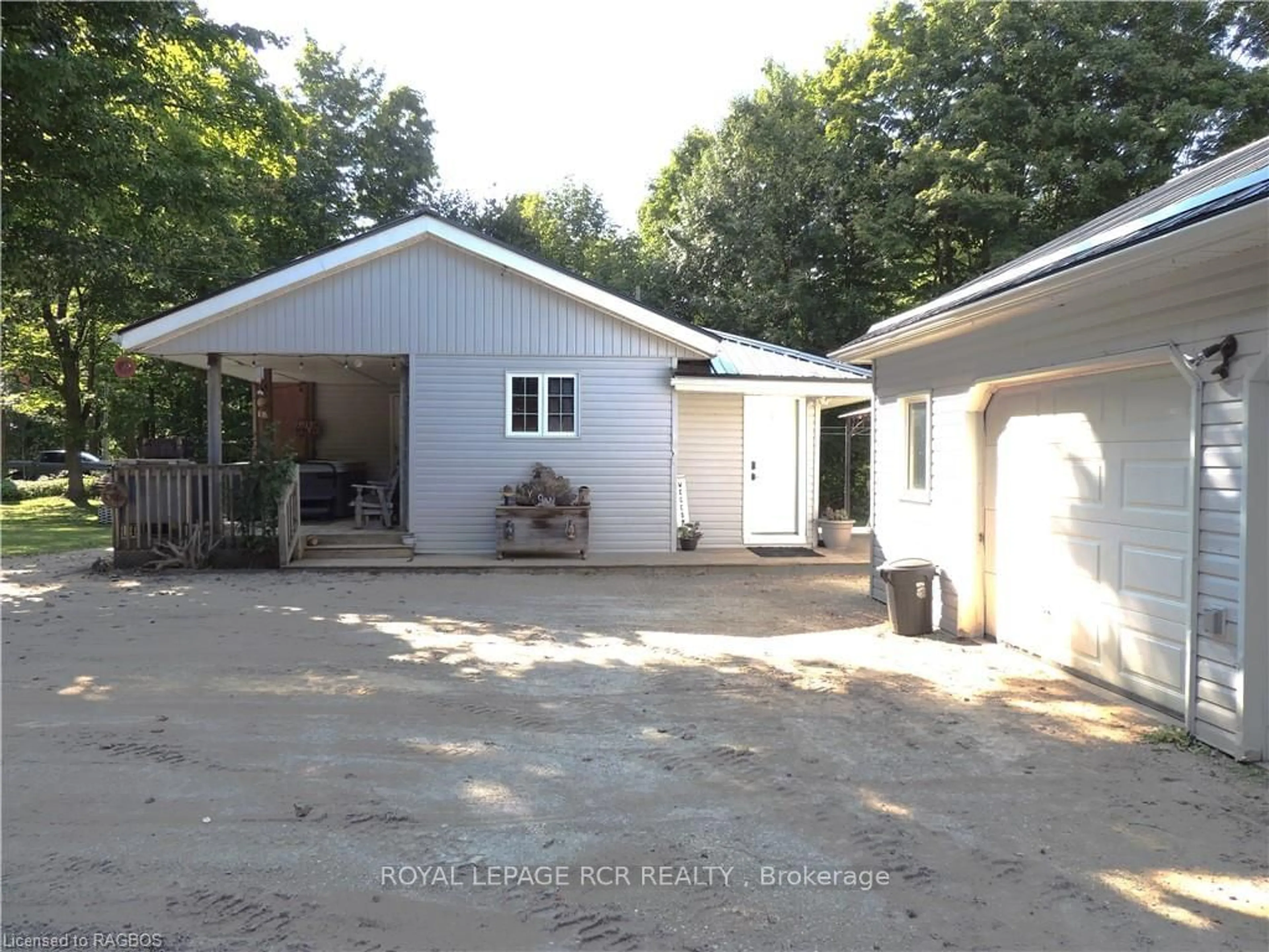 Frontside or backside of a home, the front or back of building for 175 NAPOLEAN St, Grey Highlands Ontario N0C 1E0