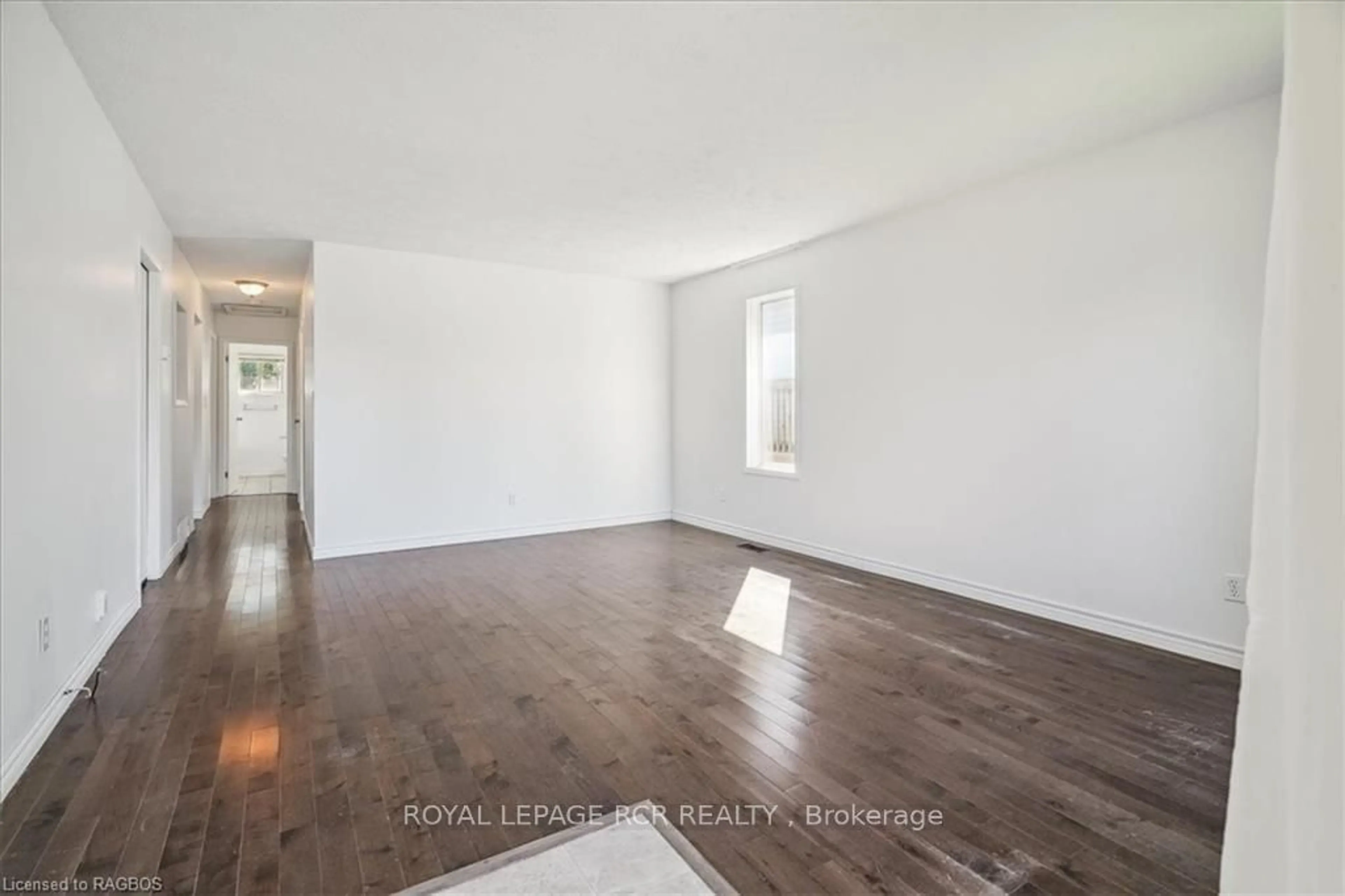 A pic of a room, wood floors for 1165 13TH Ave, Owen Sound Ontario N4K 6L3