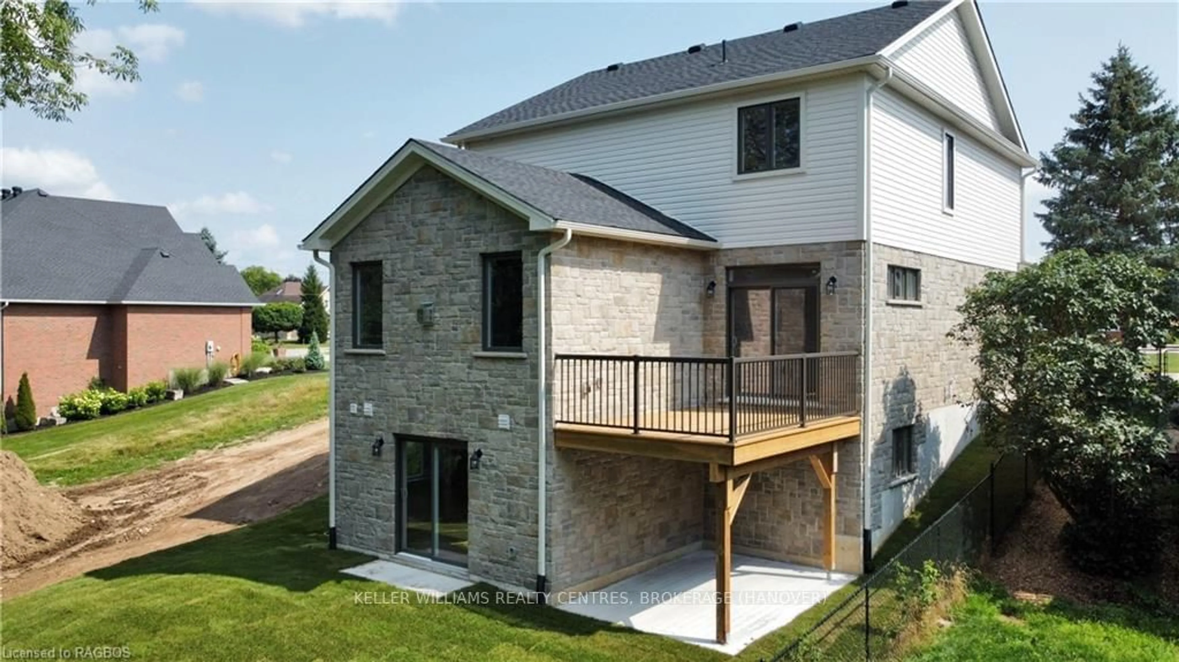 Home with brick exterior material for 694 17TH ST Cres, Hanover Ontario N4N 3M3