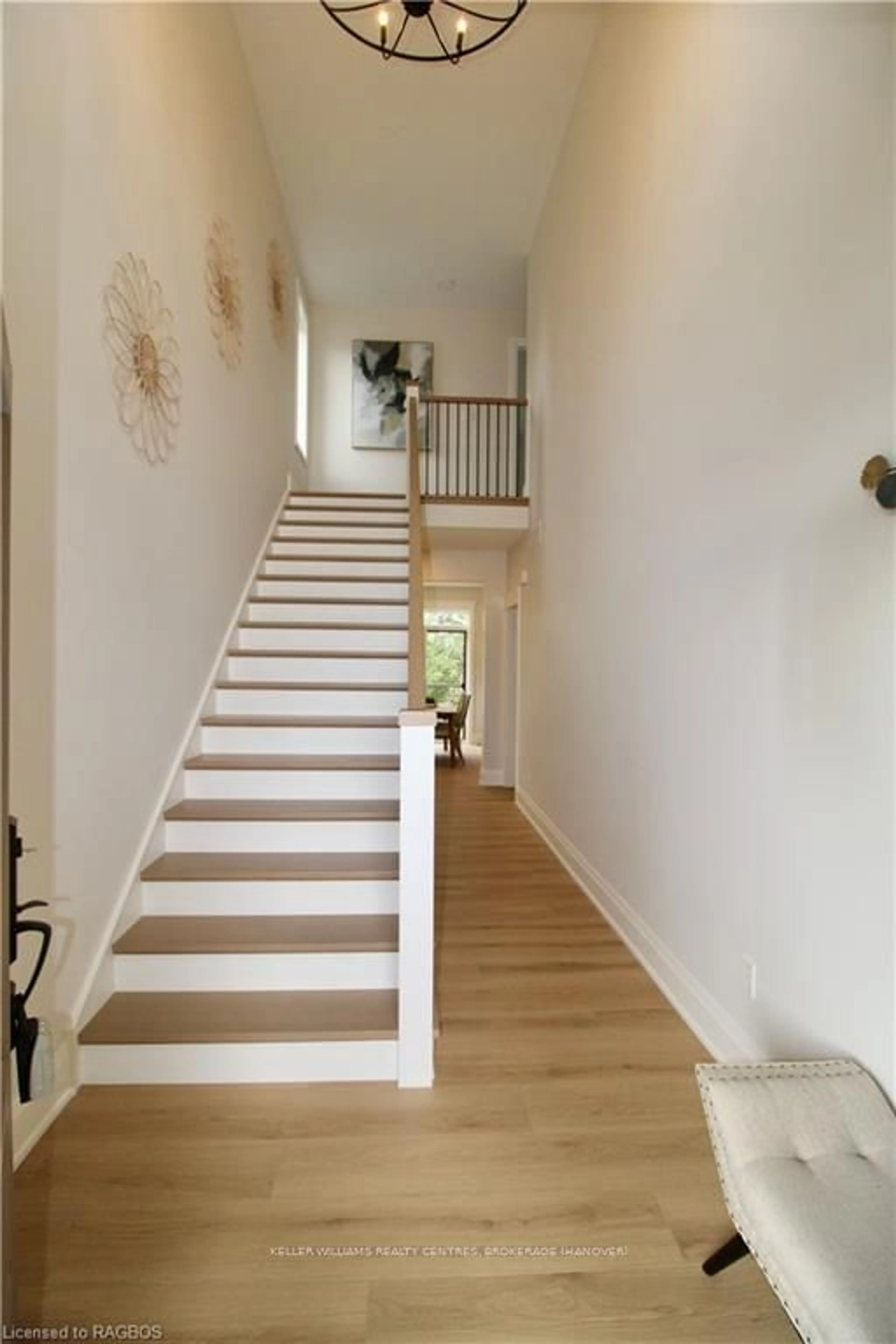 Stairs for 694 17TH ST Cres, Hanover Ontario N4N 3M3