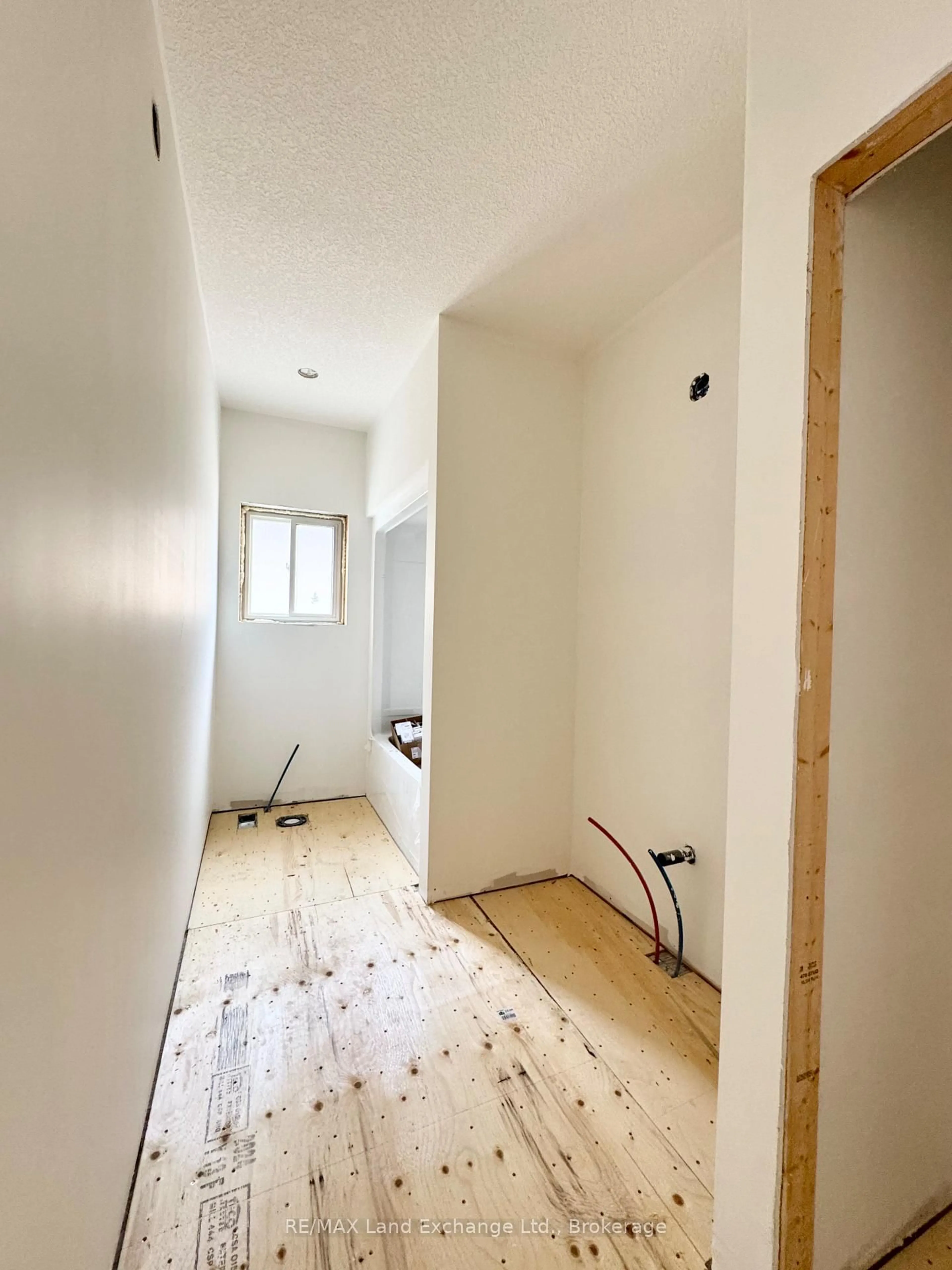 A pic of a room for 151 WESTLINKS Dr, Saugeen Shores Ontario N0H 2C3
