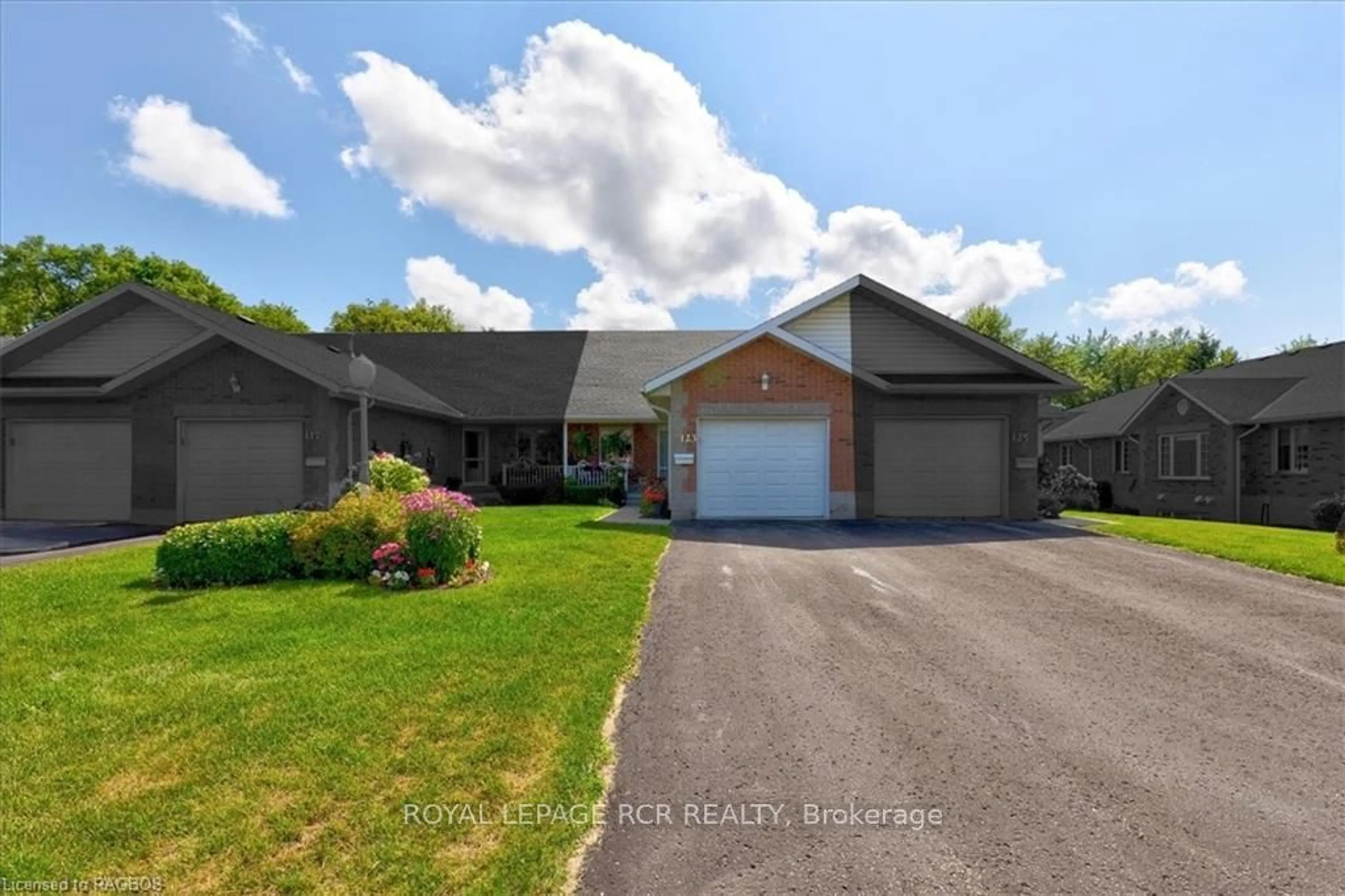 Frontside or backside of a home, the street view for 123 CHURCH St #3, Wellington North Ontario N0G 2L2